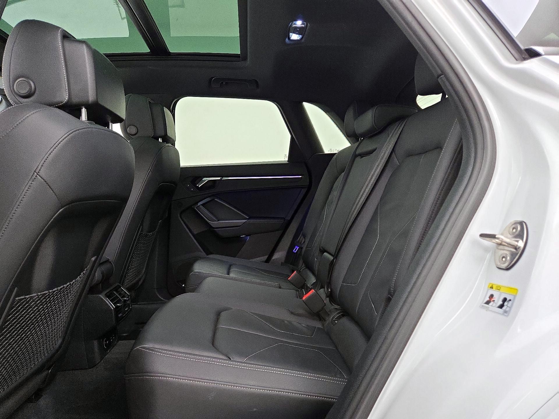 Thumbnail: 2022 Audi Q3 - 20