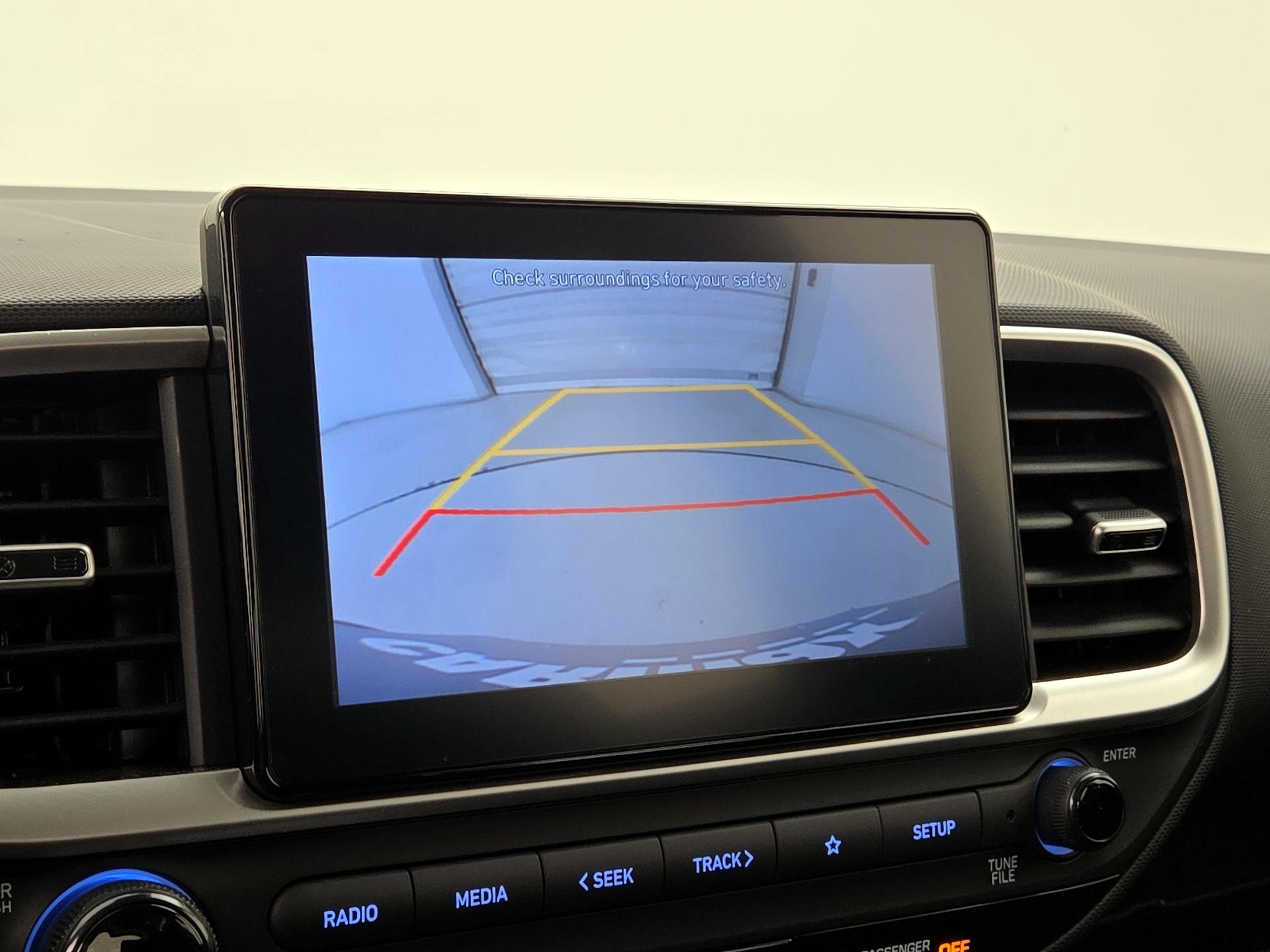 Thumbnail: 2021 Hyundai Venue - 14