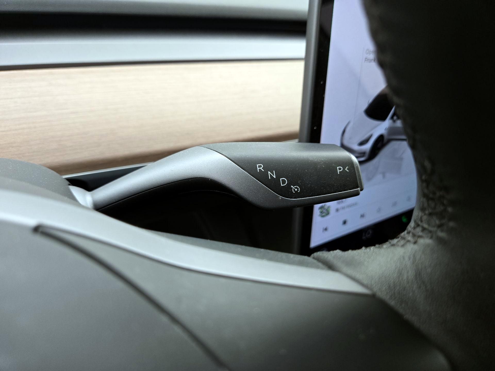 Thumbnail: 2023 Tesla Model 3 - 17