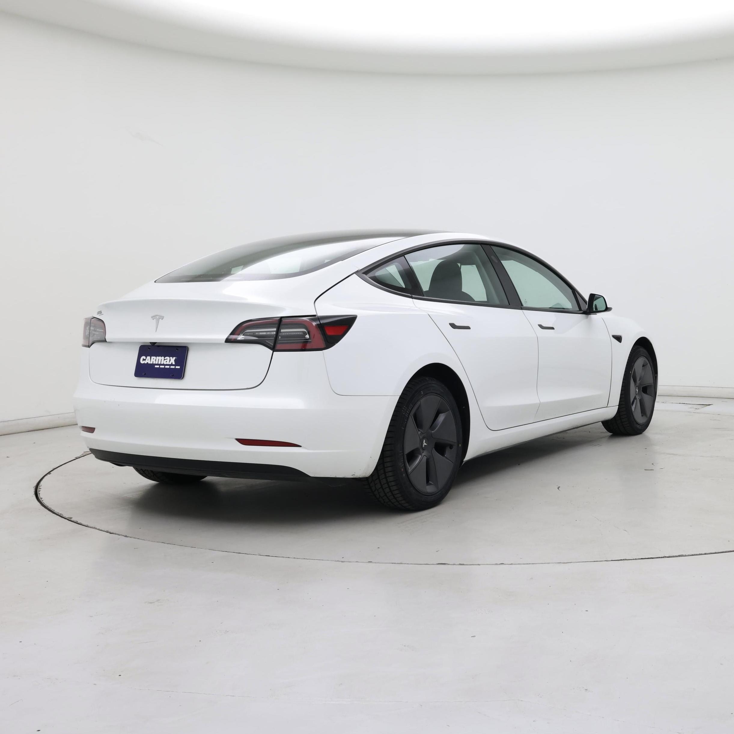 Thumbnail: 2023 Tesla Model 3 - 8