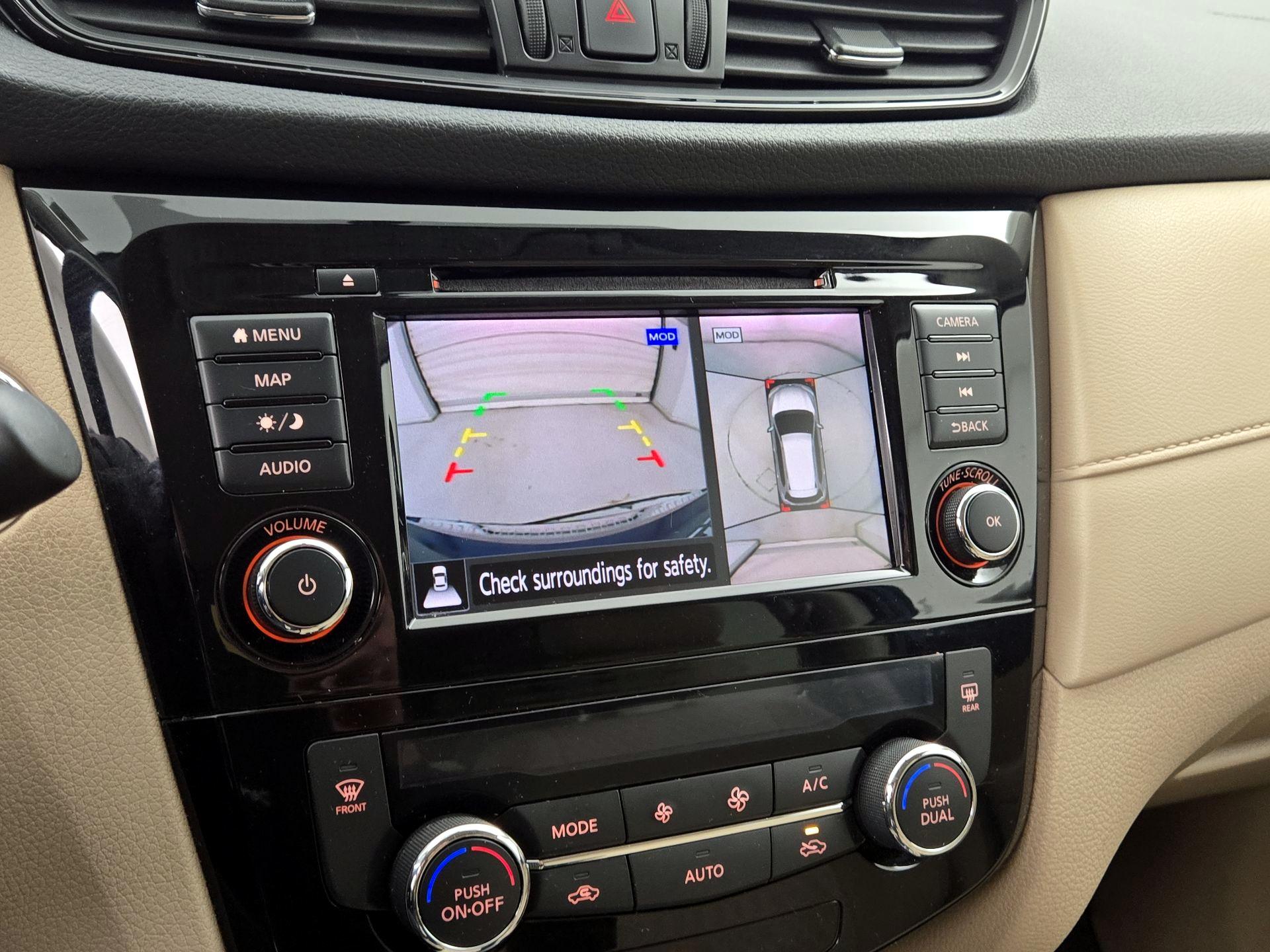 Thumbnail: 2018 Nissan Rogue - 15