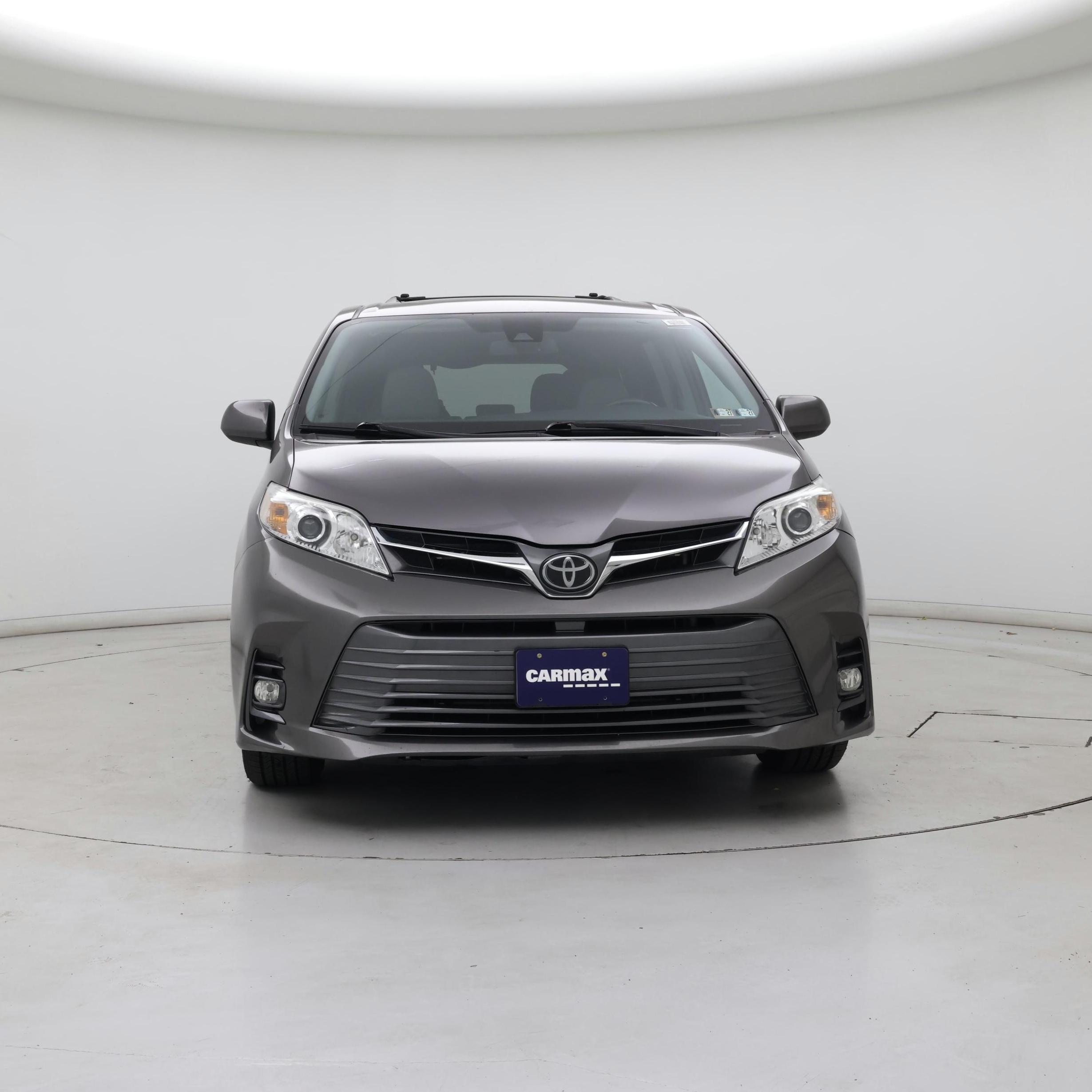 Thumbnail: 2019 Toyota Sienna - 5
