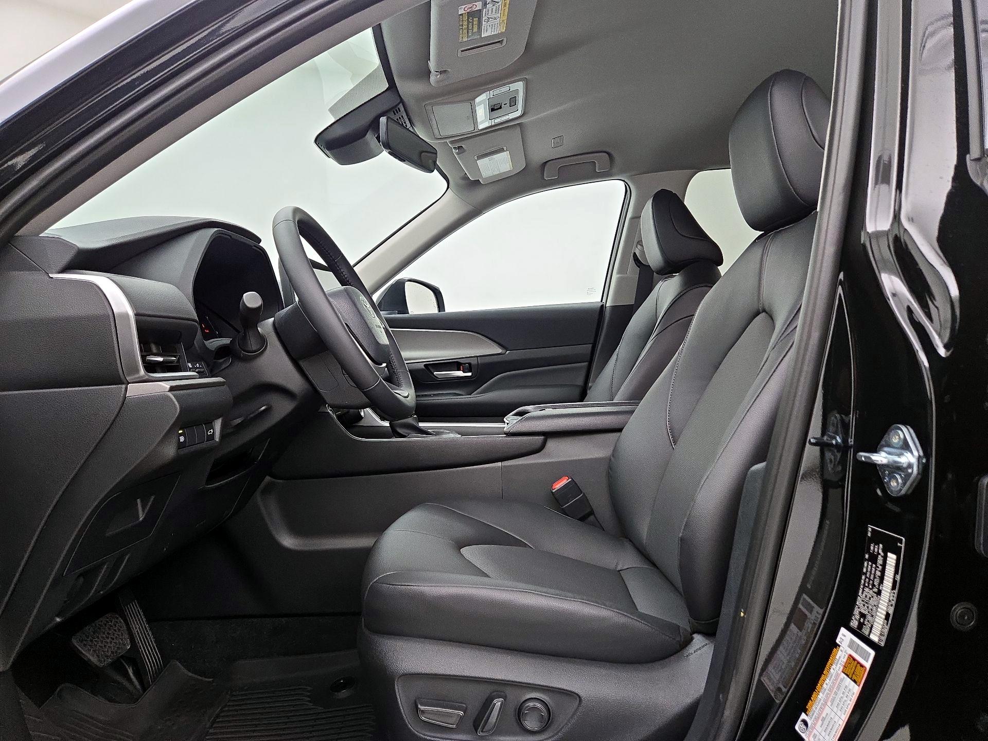 Thumbnail: 2026 Toyota Grand Highlander - 11