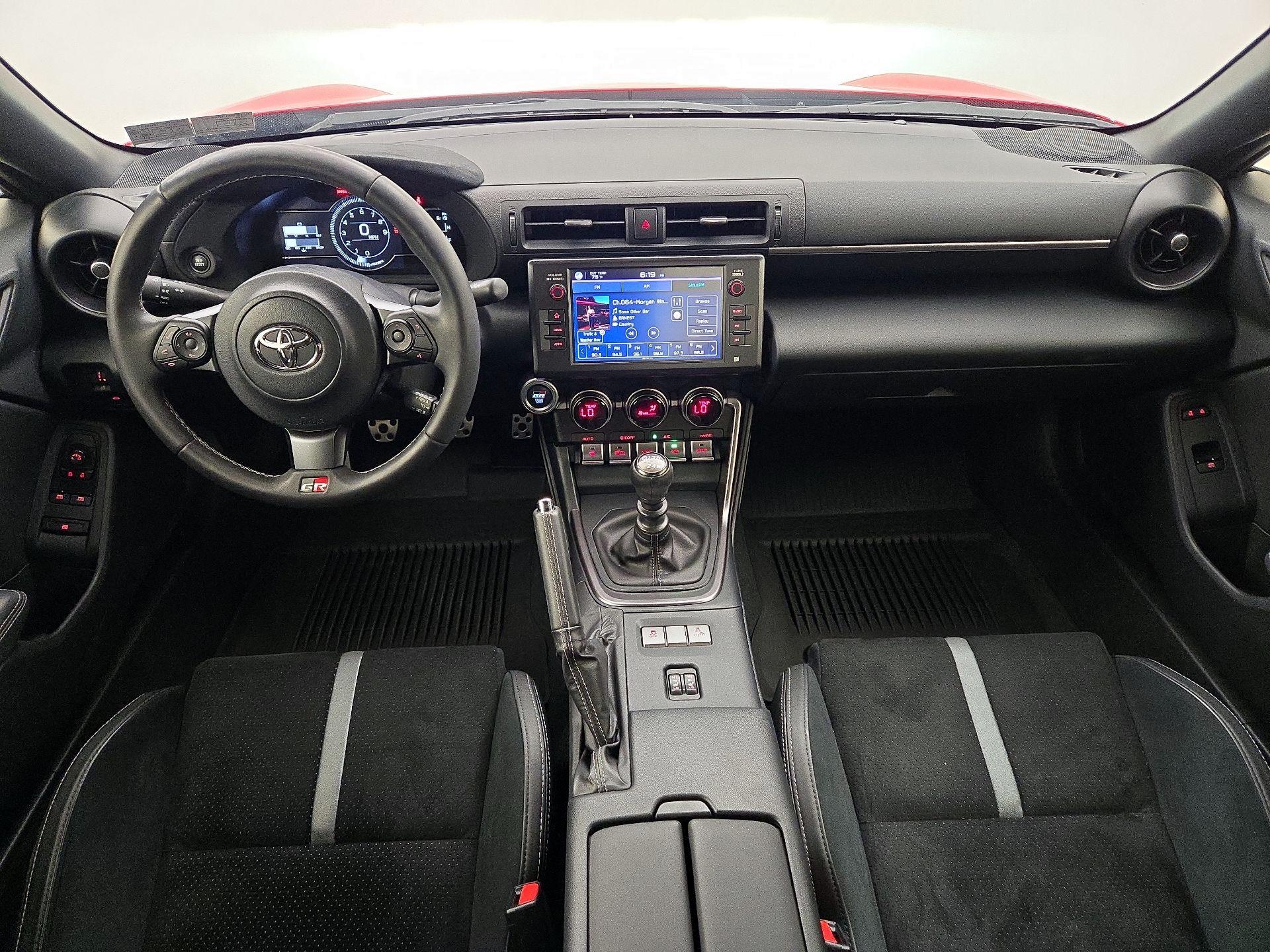 Thumbnail: 2023 Toyota GR86 - 9