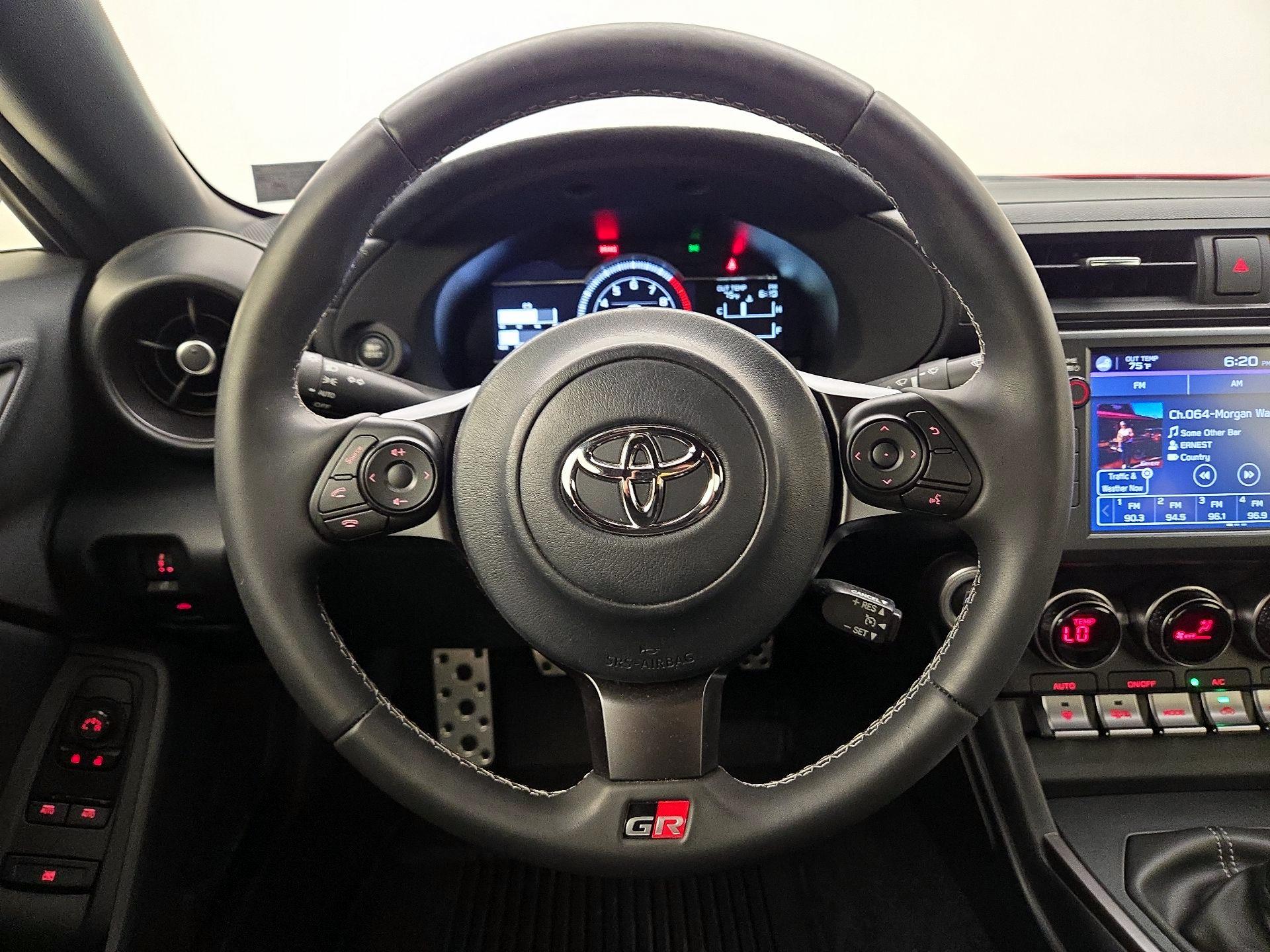 Thumbnail: 2023 Toyota GR86 - 10