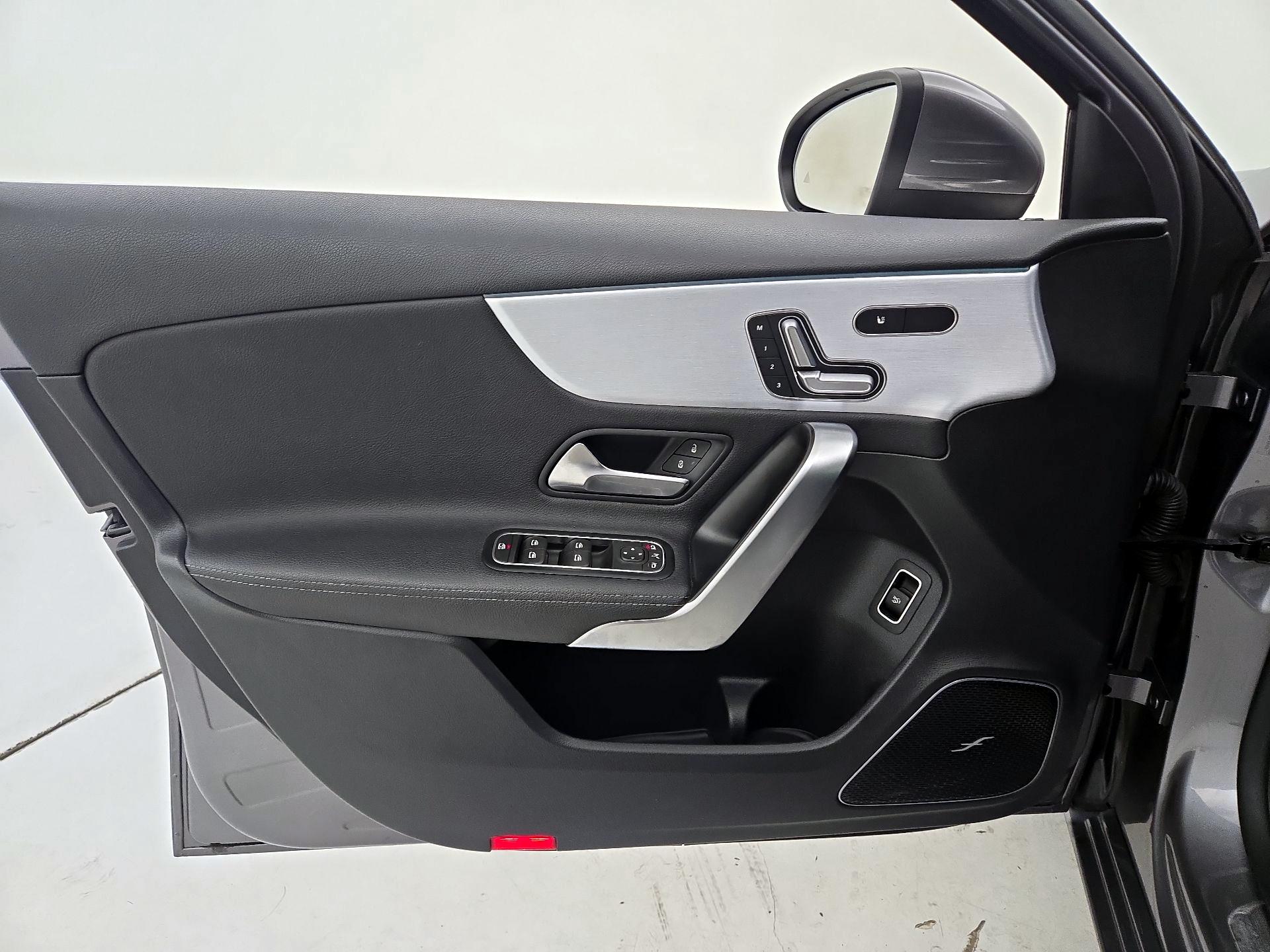 Thumbnail: 2021 Mercedes-Benz A-Class - 12