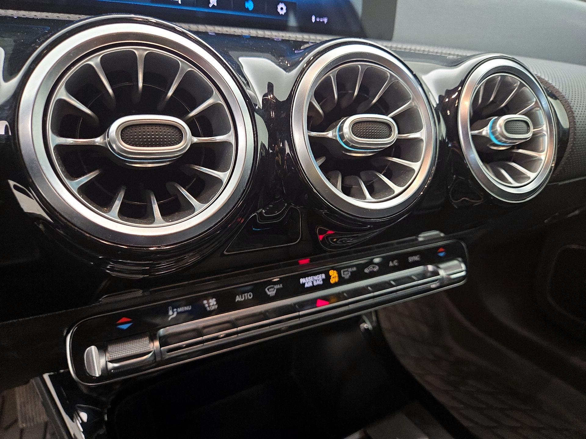 Thumbnail: 2021 Mercedes-Benz A-Class - 16