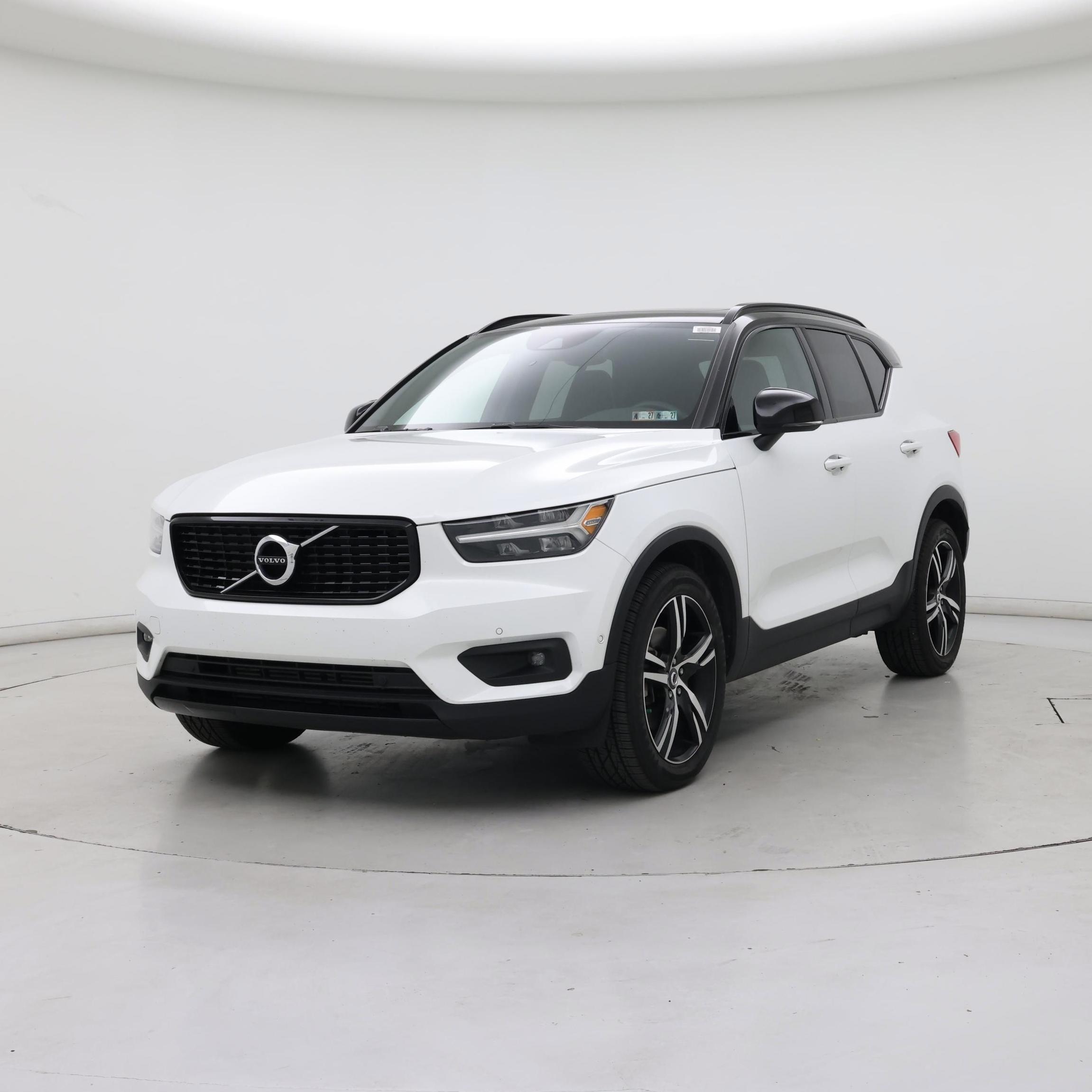 Thumbnail: 2019 Volvo XC40 - 4