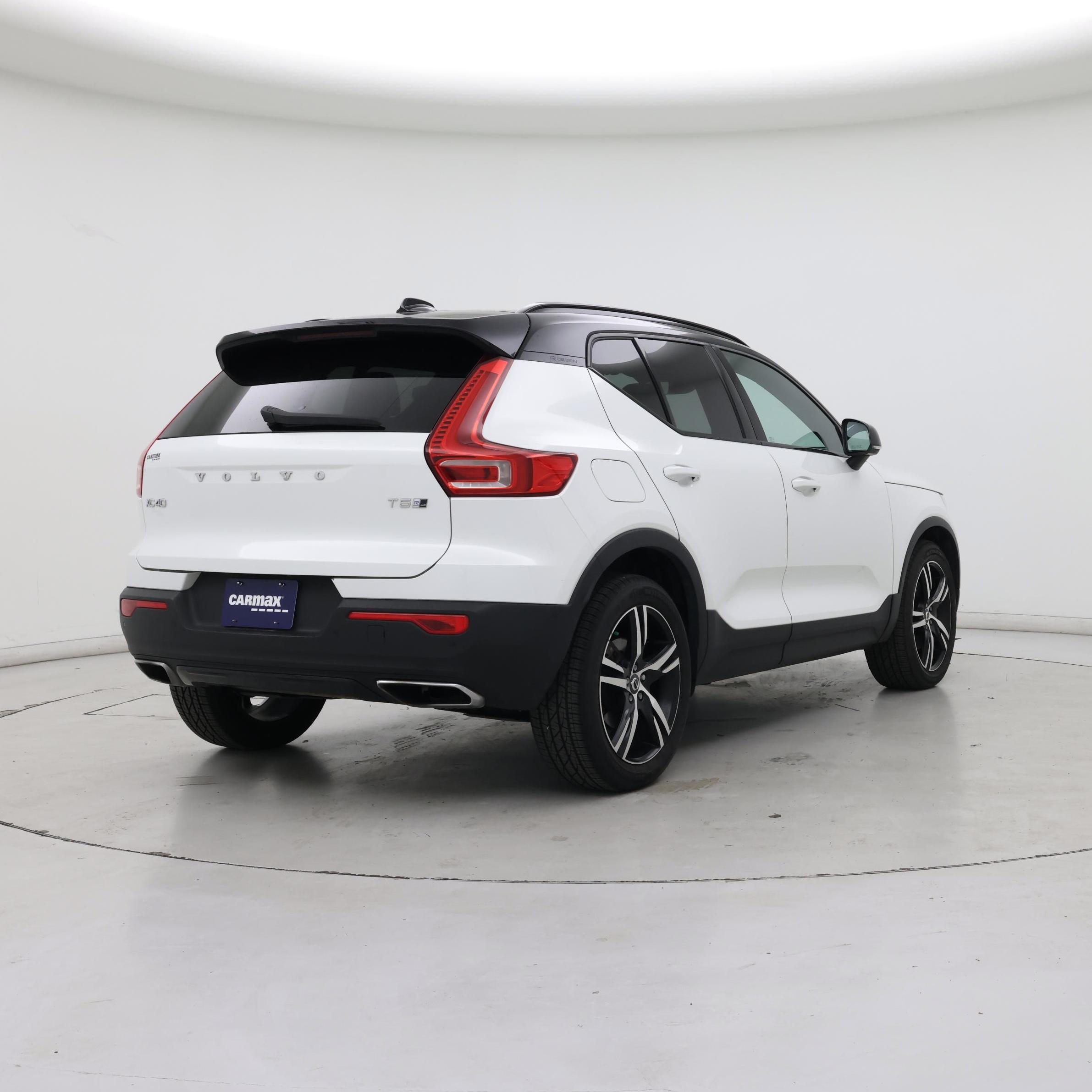 Thumbnail: 2019 Volvo XC40 - 8