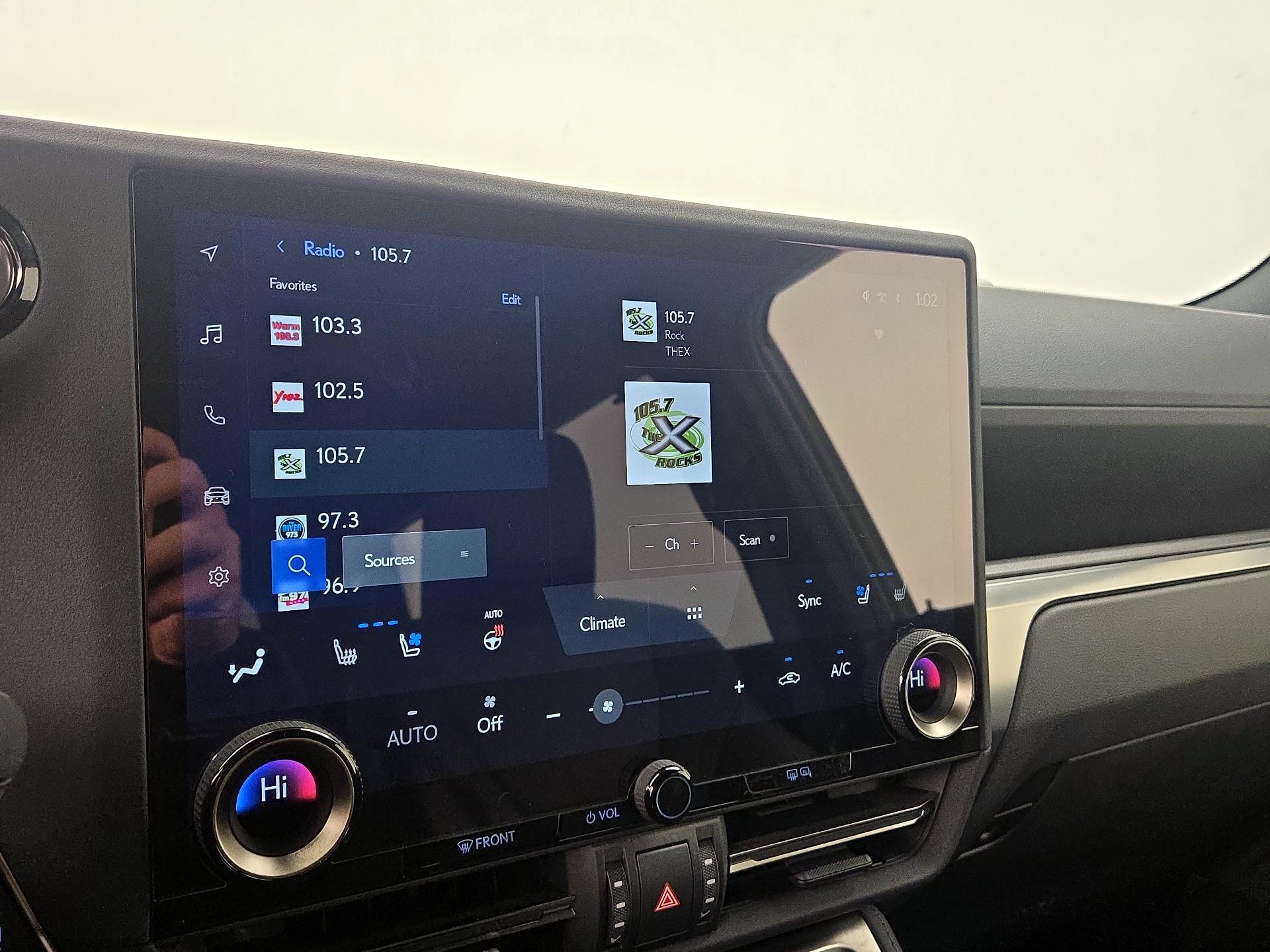 Thumbnail: 2025 Lexus GX - 15