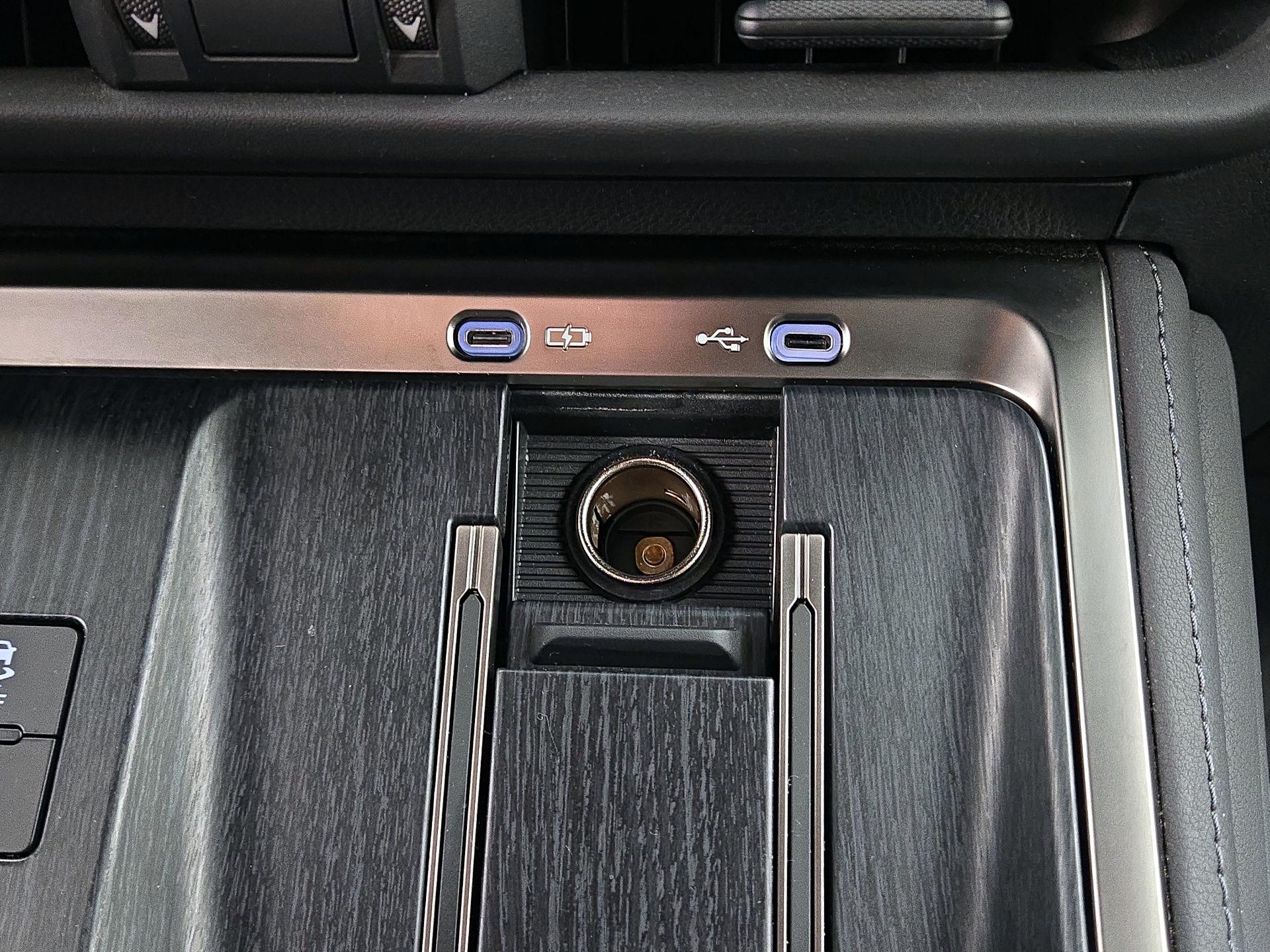Thumbnail: 2025 Lexus GX - 18