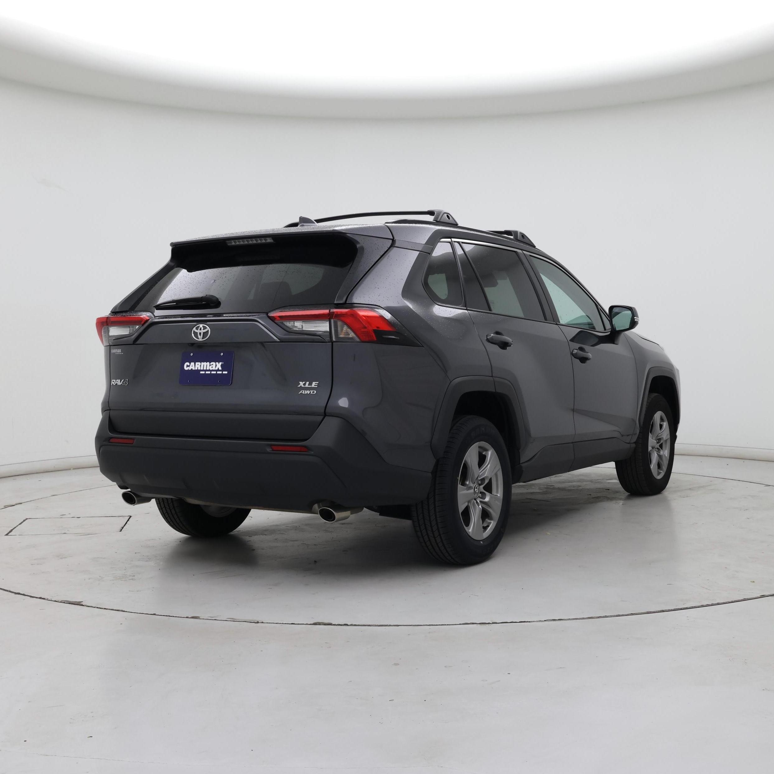 Thumbnail: 2024 Toyota RAV4 - 8
