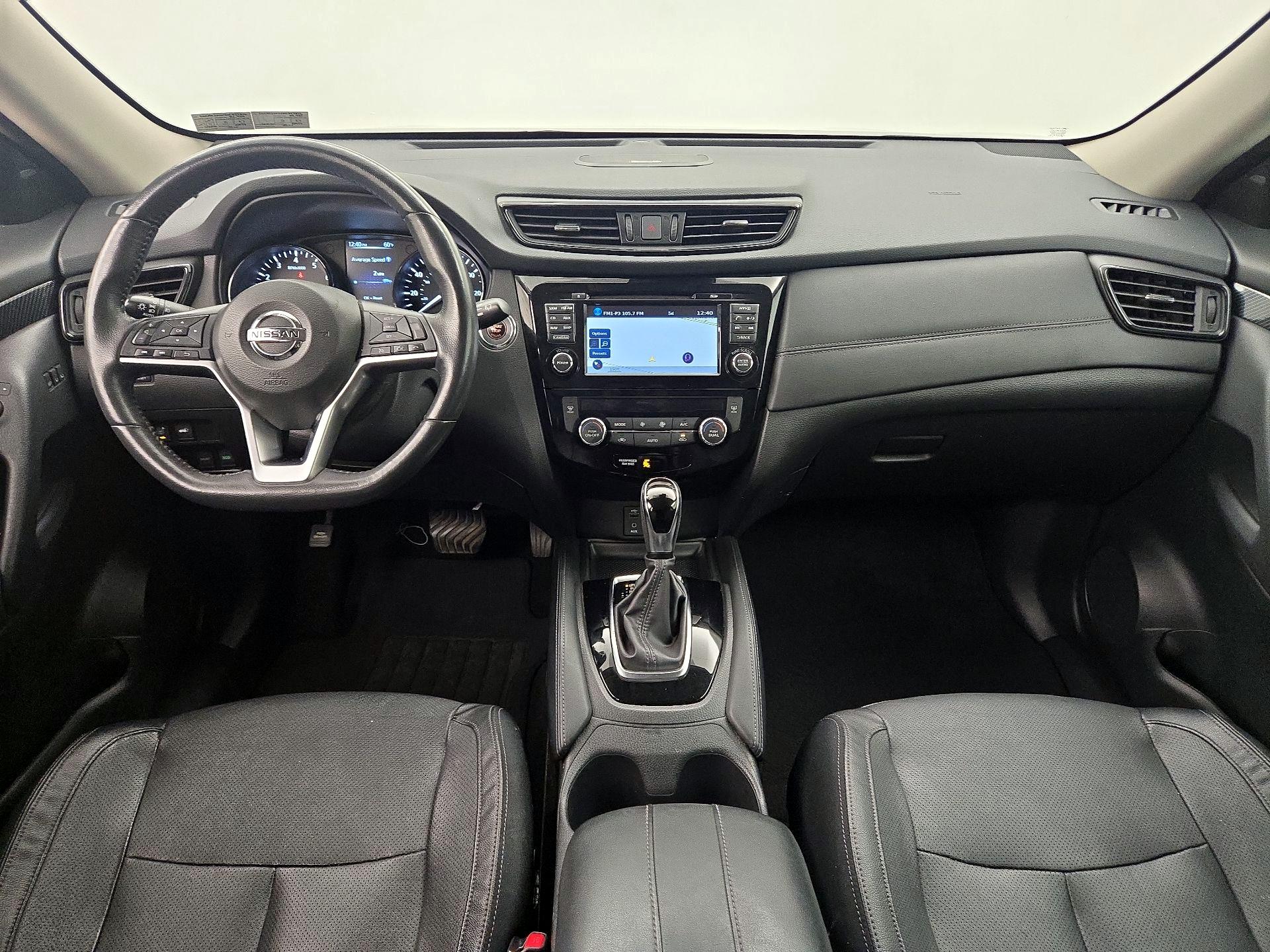 Thumbnail: 2017 Nissan Rogue - 9