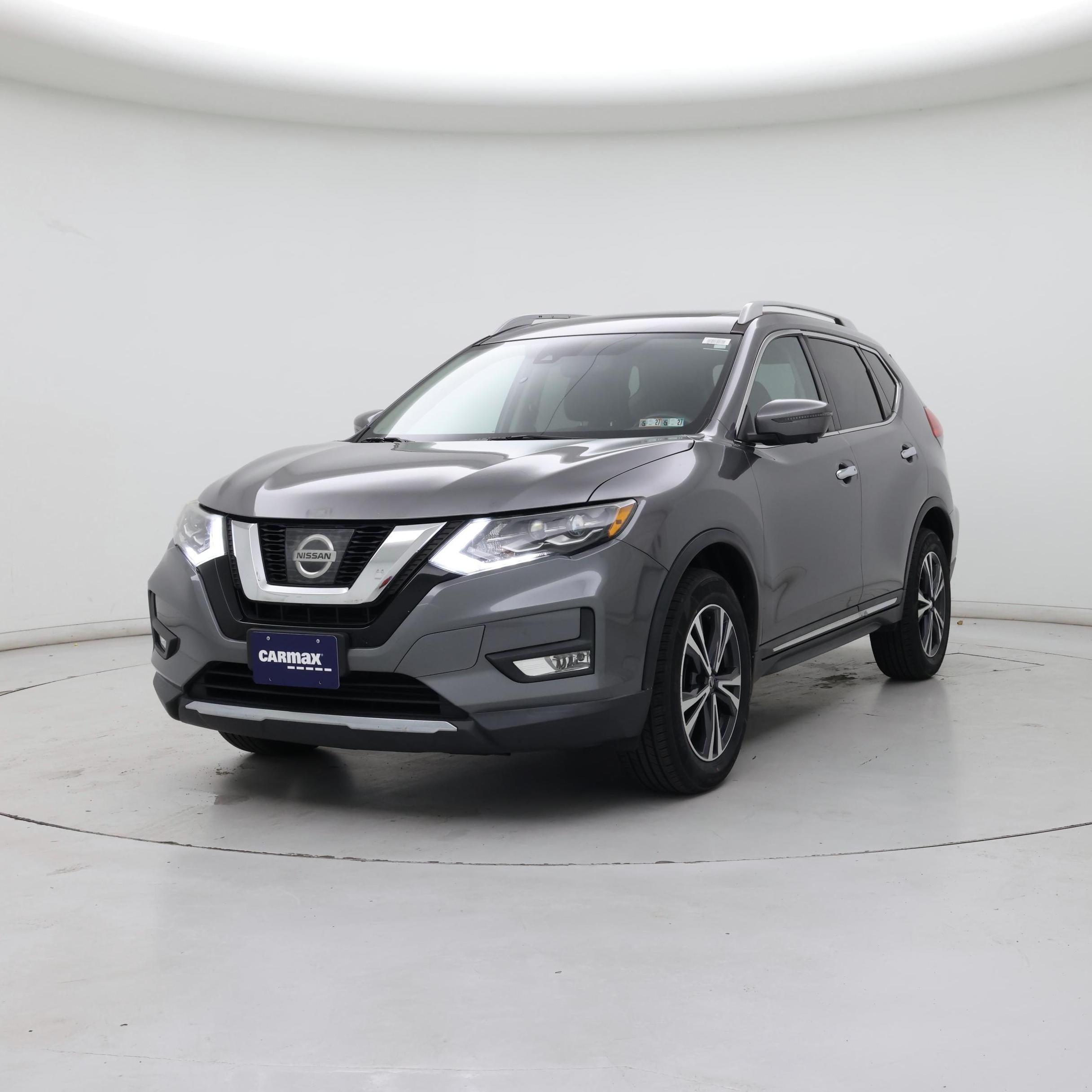 Thumbnail: 2017 Nissan Rogue - 4