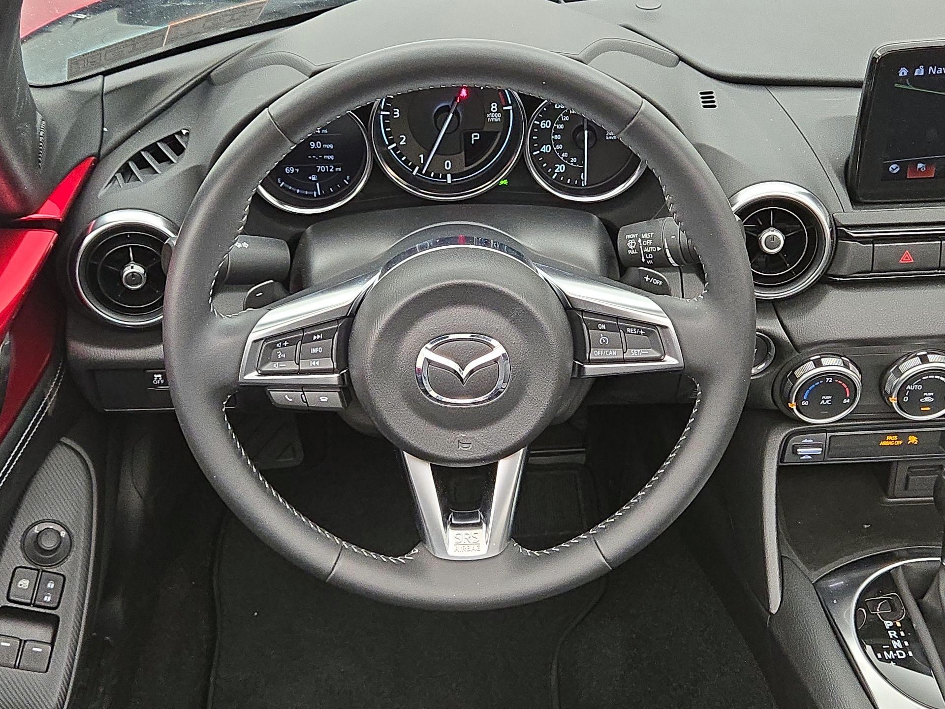 Thumbnail: 2023 Mazda MX-5 Miata - 10