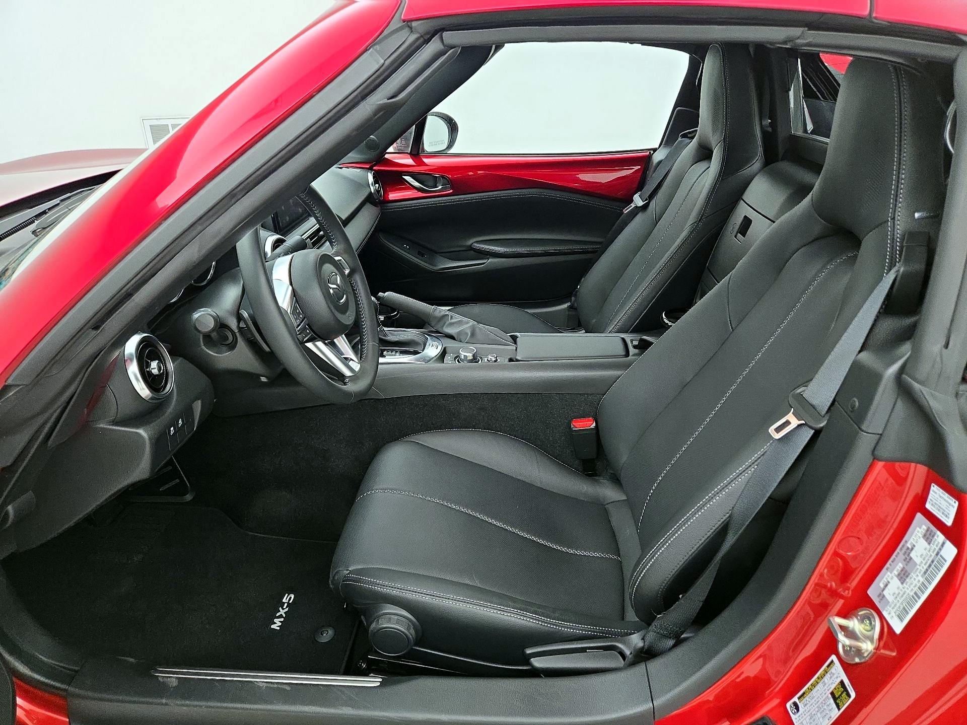 Thumbnail: 2023 Mazda MX-5 Miata - 11