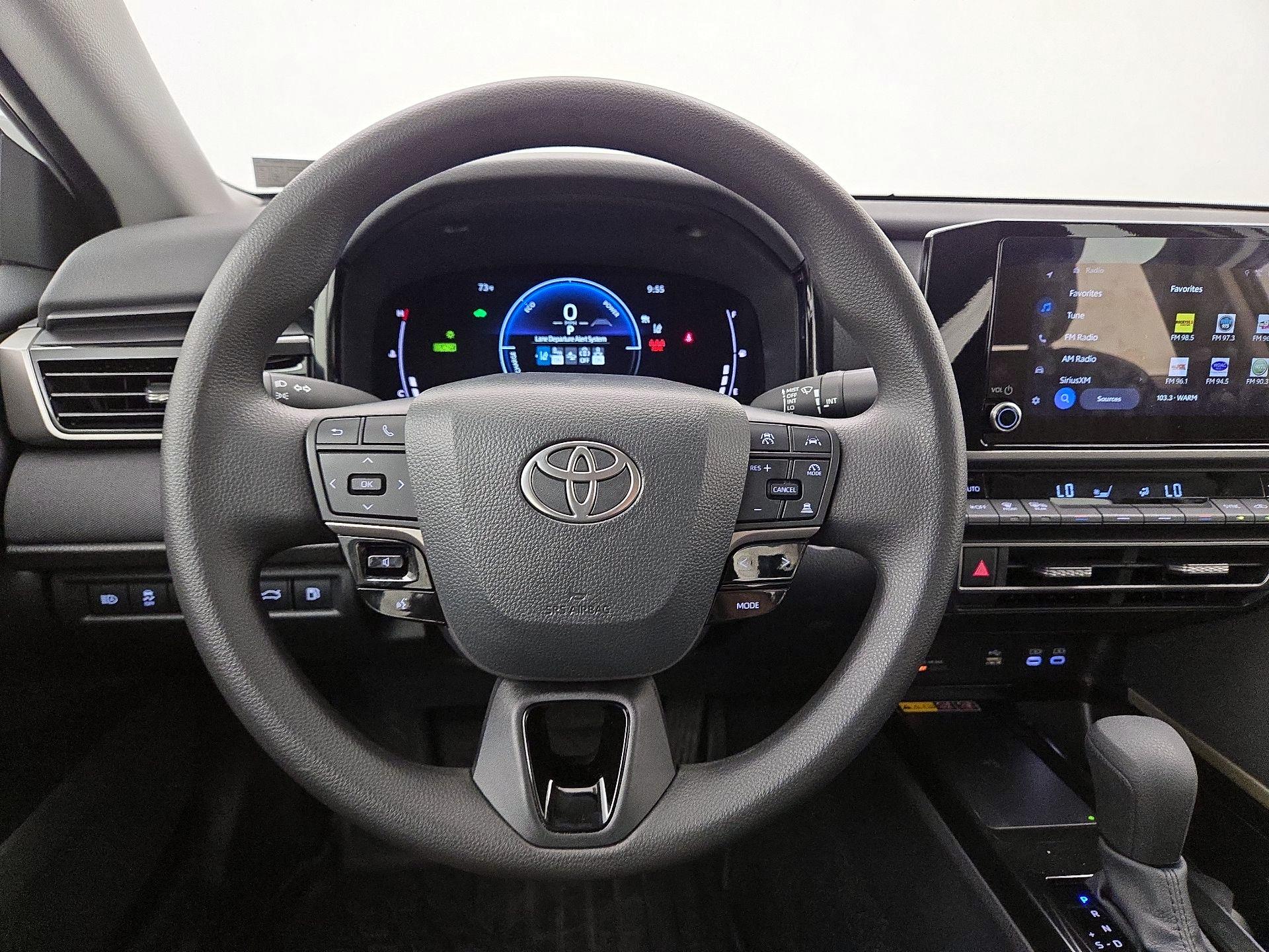Thumbnail: 2025 Toyota Camry - 10