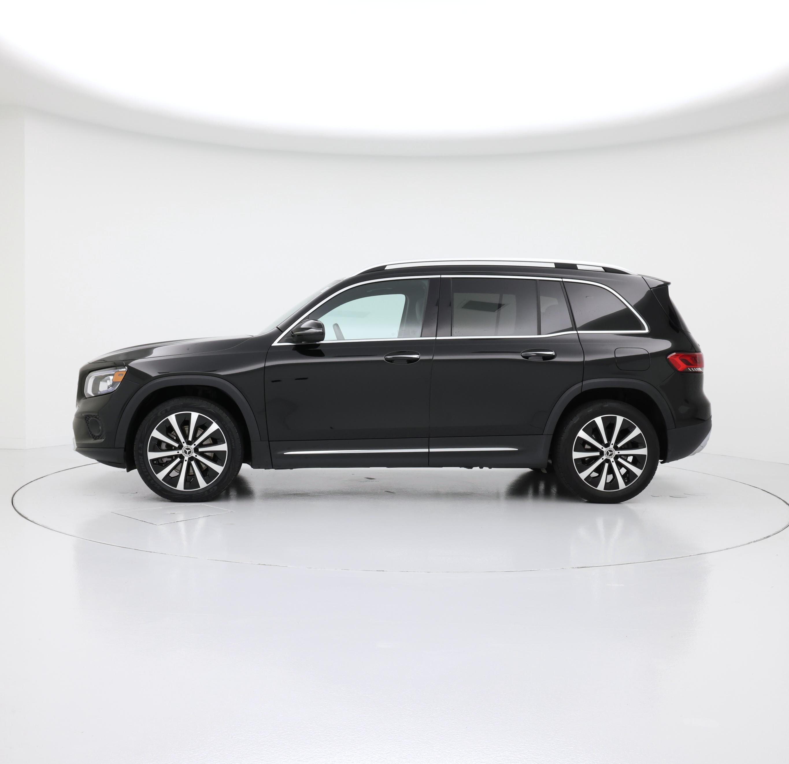 Thumbnail: 2022 Mercedes-Benz GLB - 3