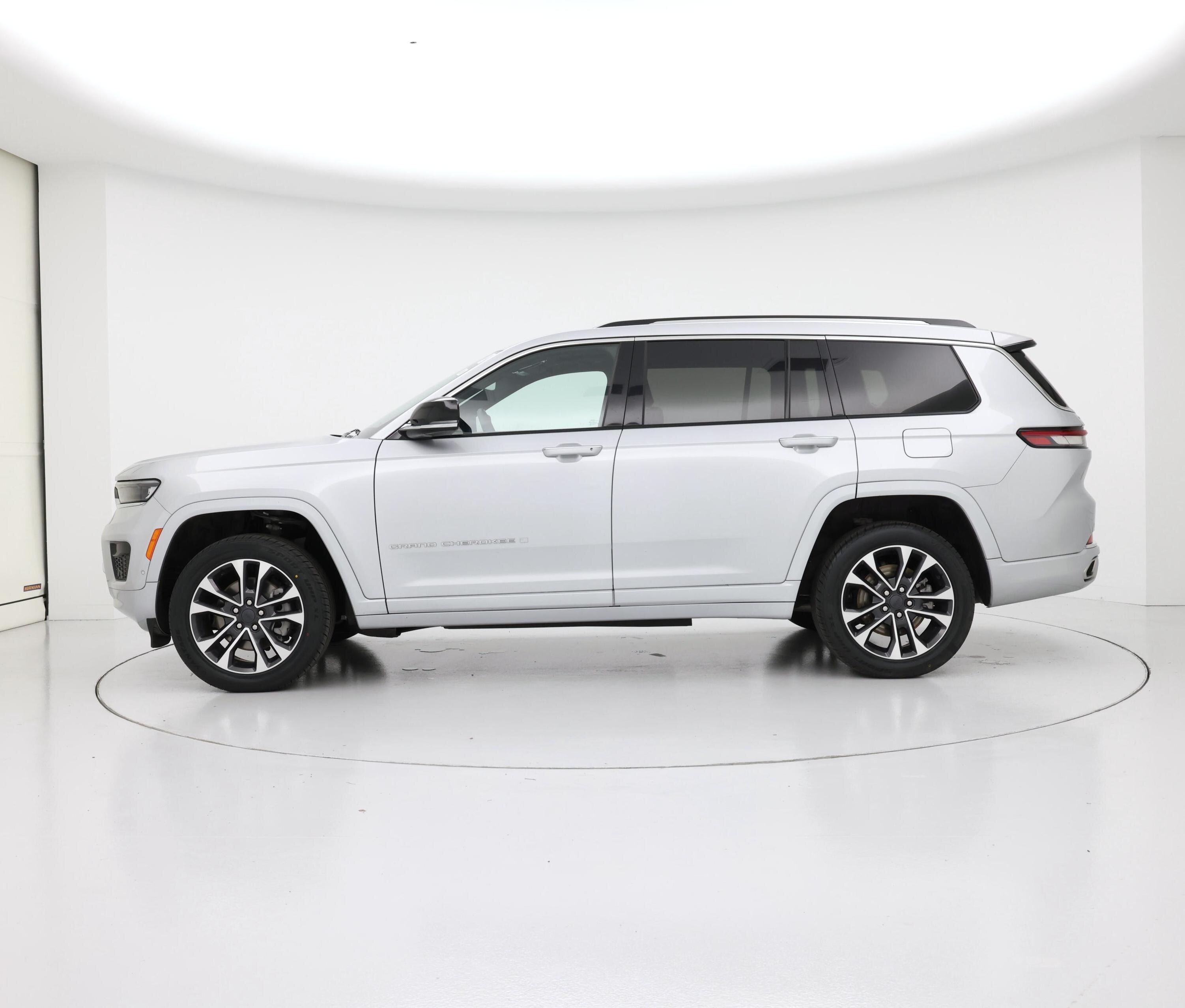 Thumbnail: 2024 Jeep Grand Cherokee L - 3