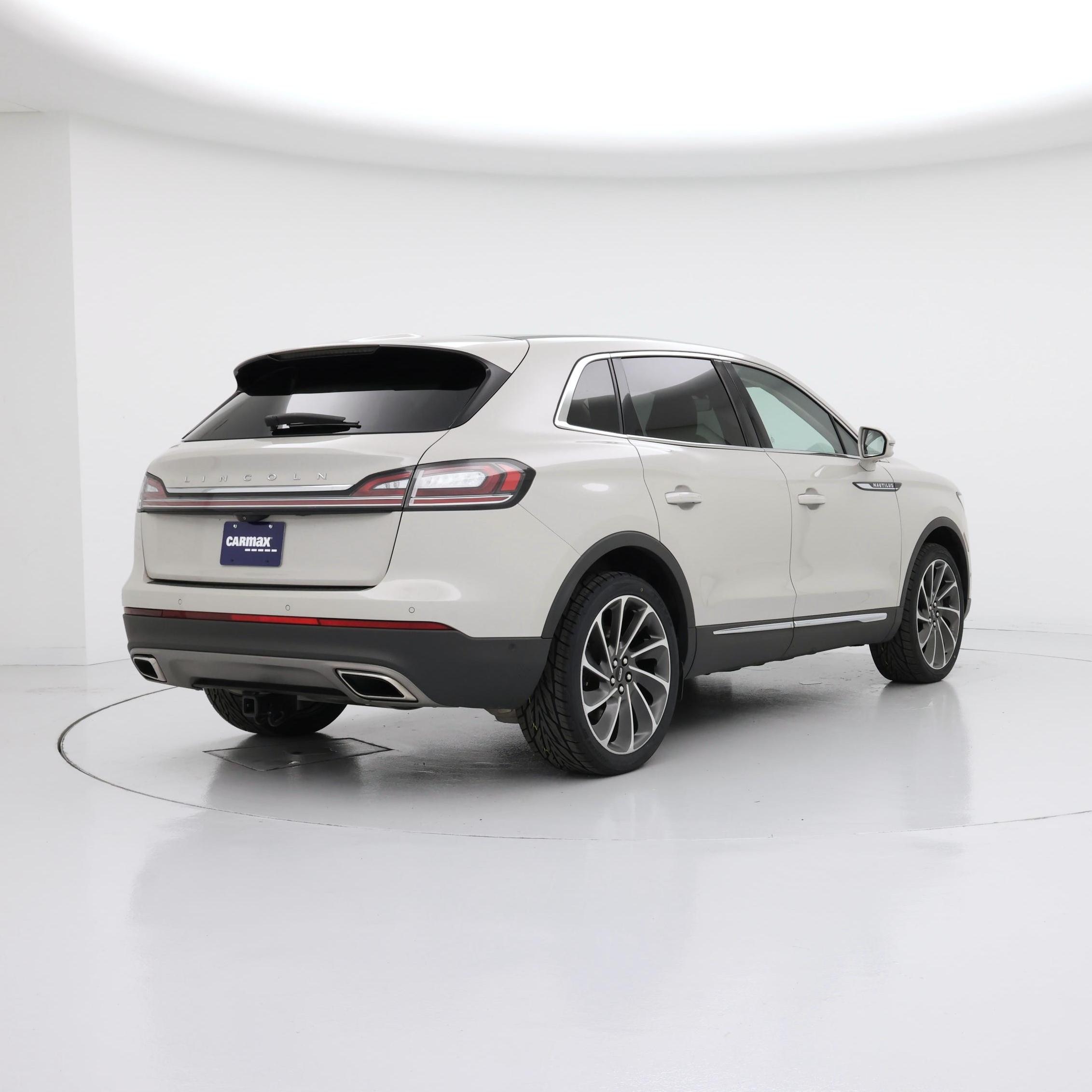 Thumbnail: 2022 Lincoln Nautilus - 8