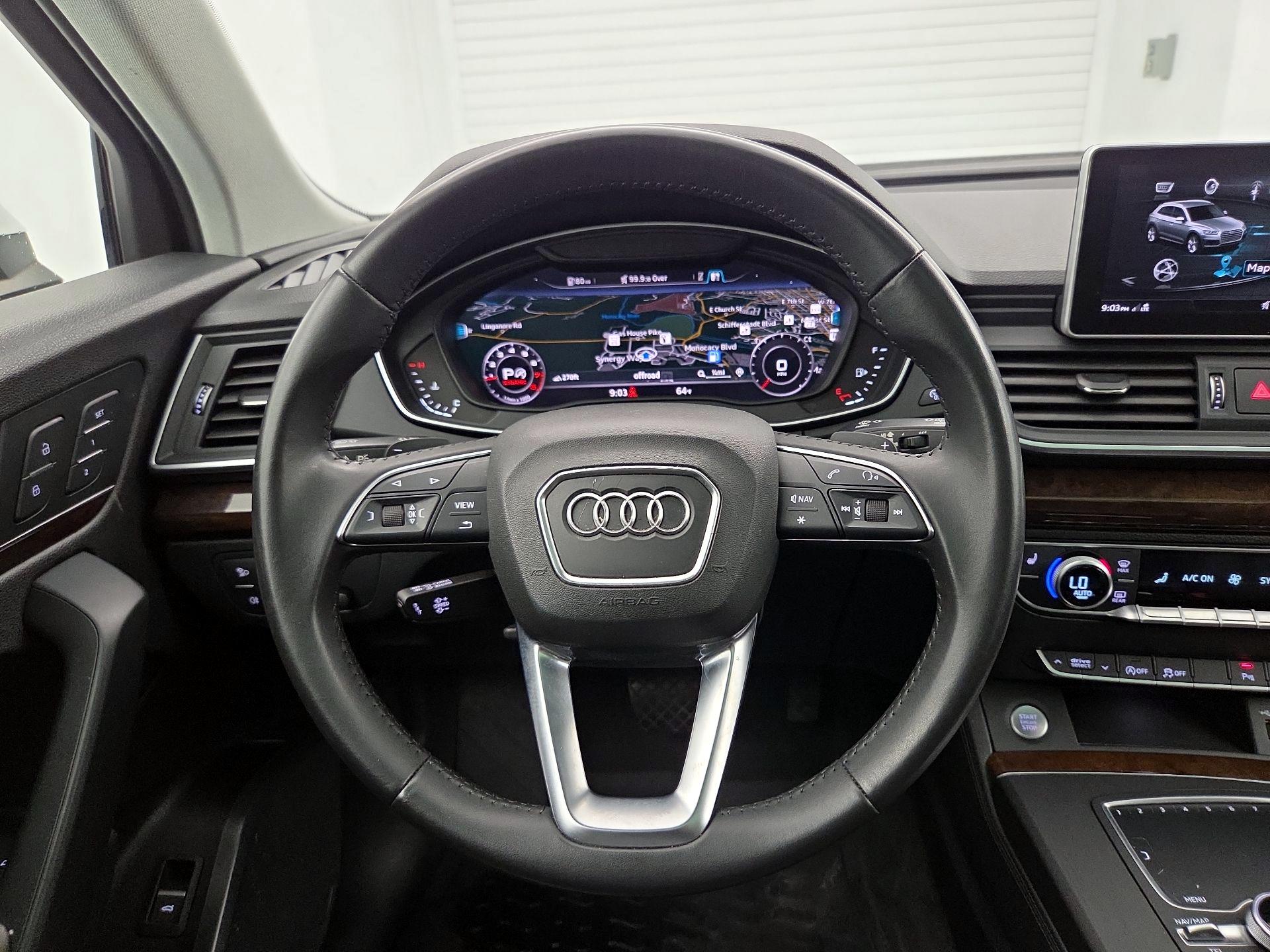 Thumbnail: 2020 Audi Q5 - 10