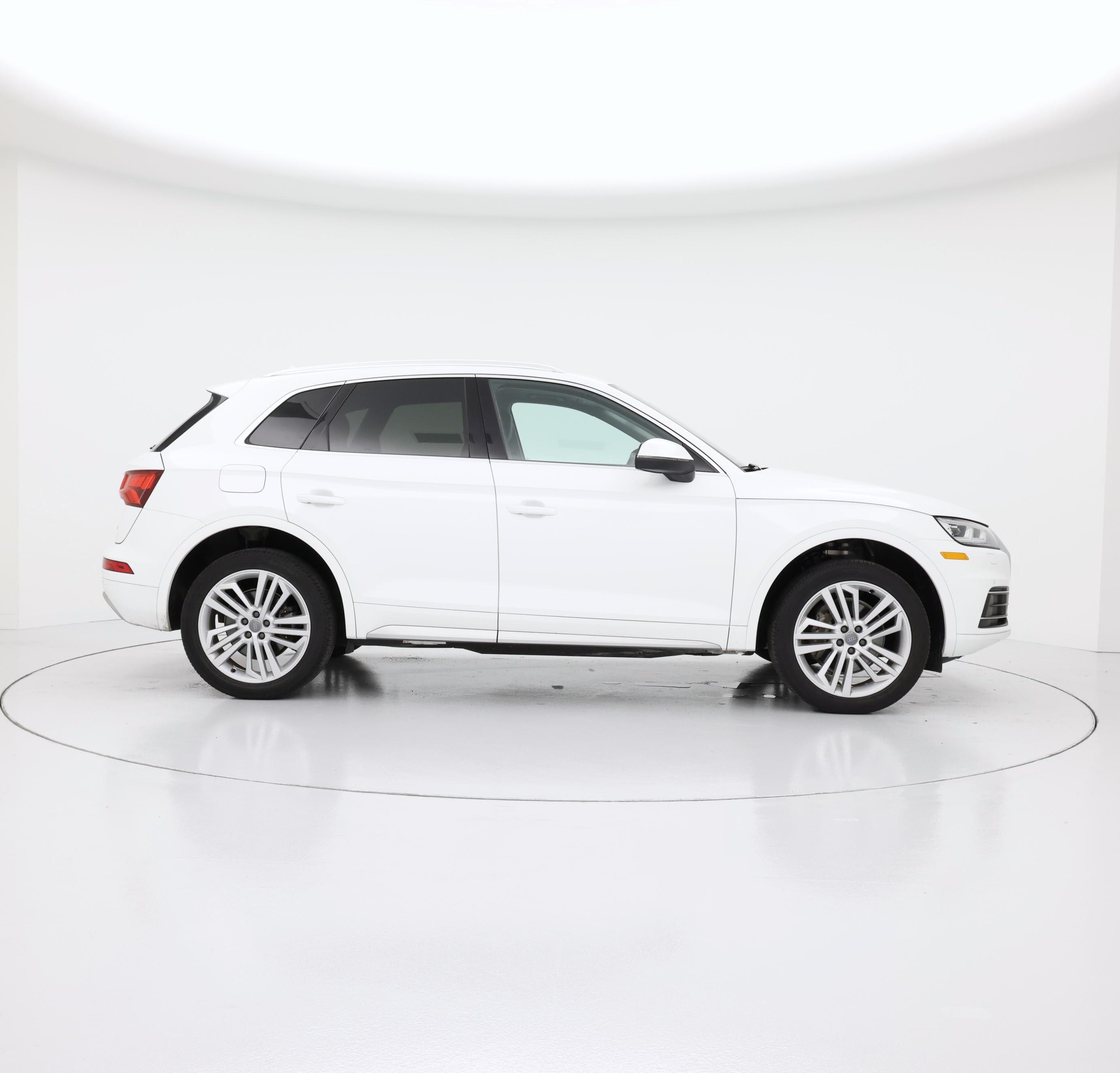 Thumbnail: 2020 Audi Q5 - 7