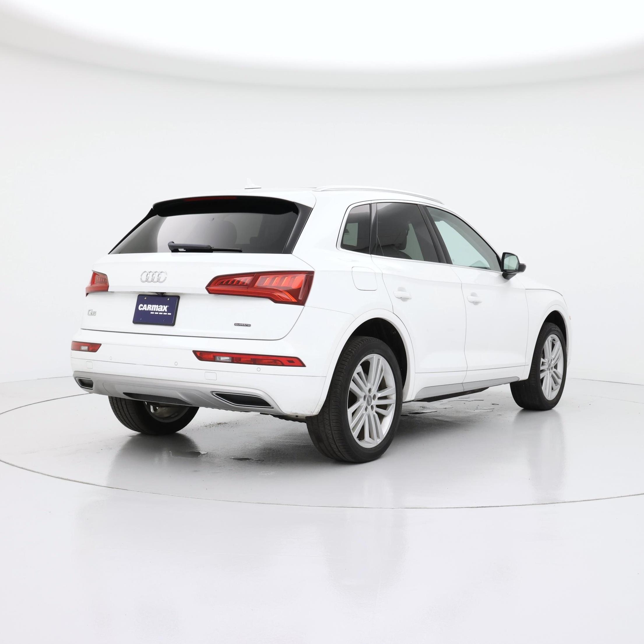 Thumbnail: 2020 Audi Q5 - 8