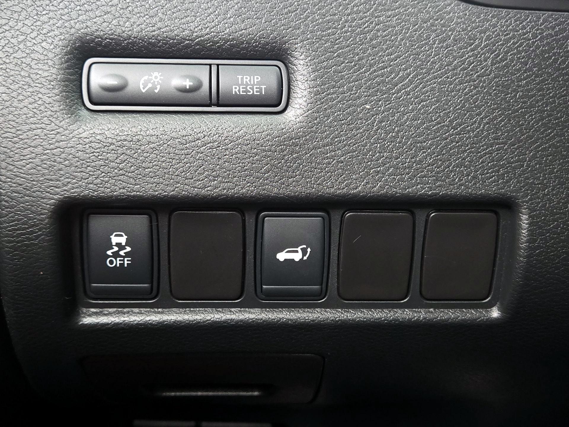Thumbnail: 2015 Nissan Murano - 13