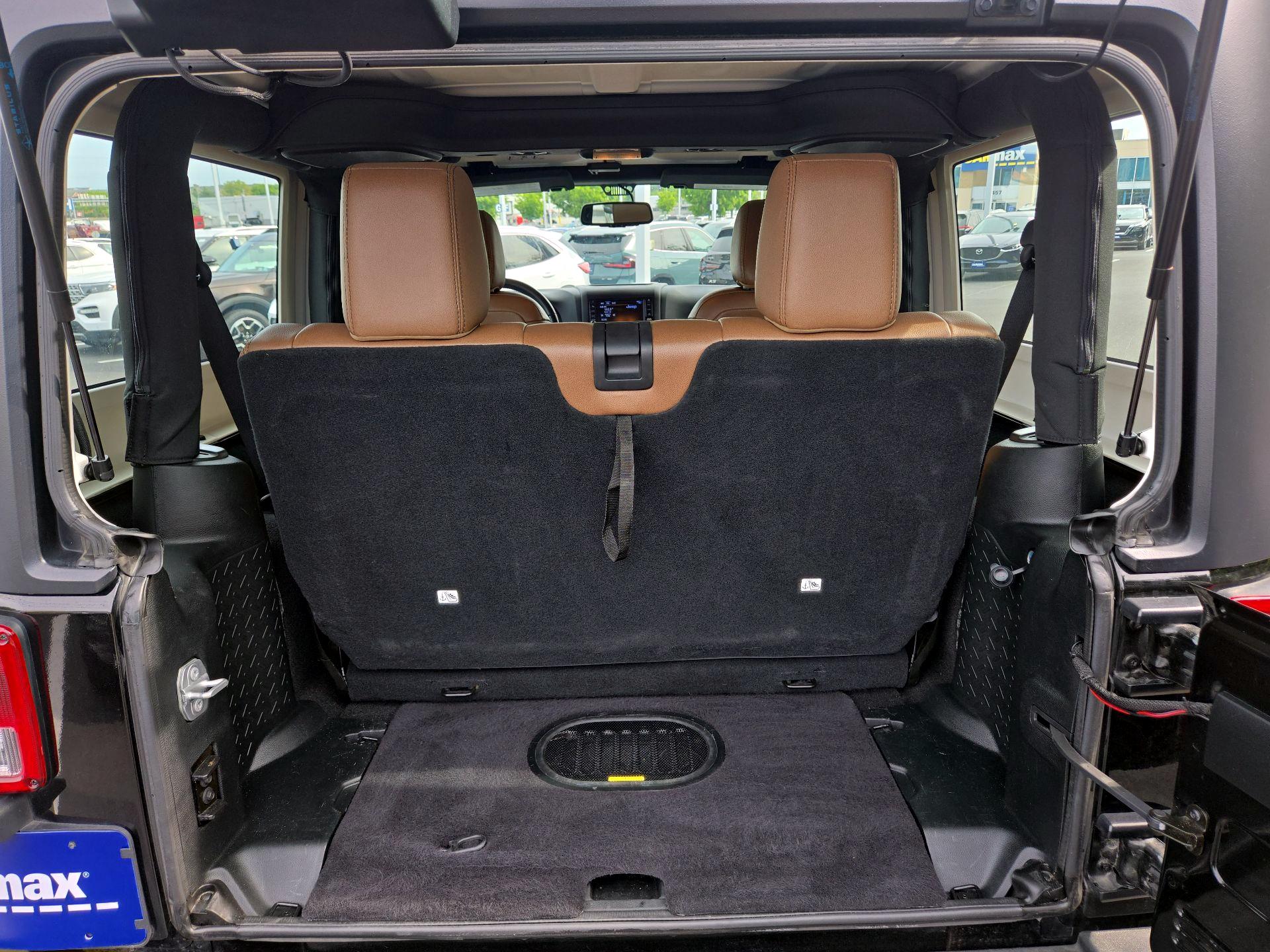 Thumbnail: 2018 Jeep Wrangler - 18