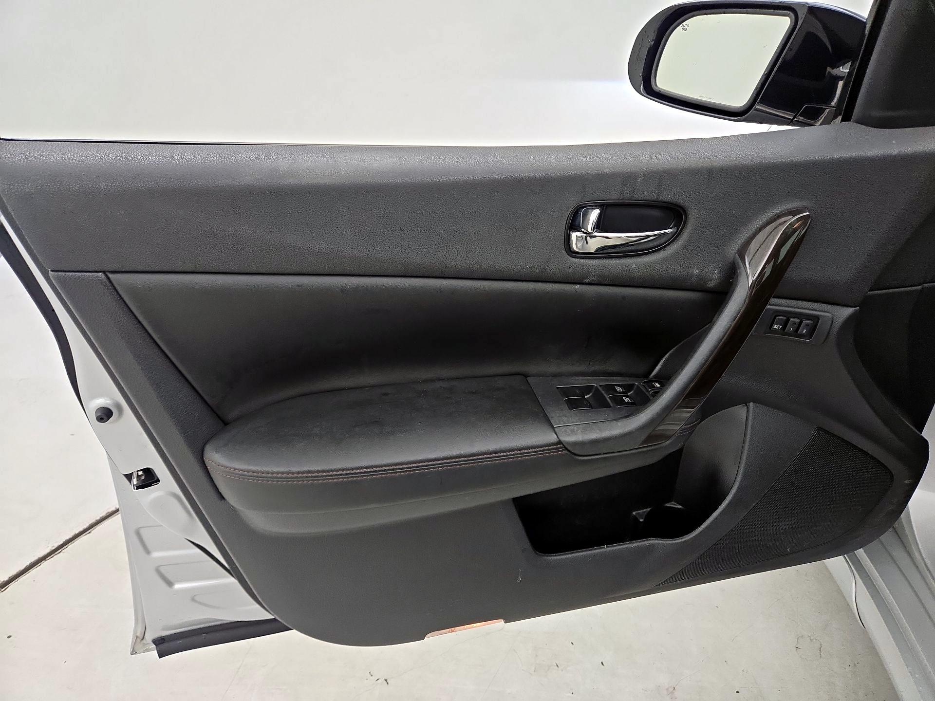 Thumbnail: 2014 Nissan Maxima - 12