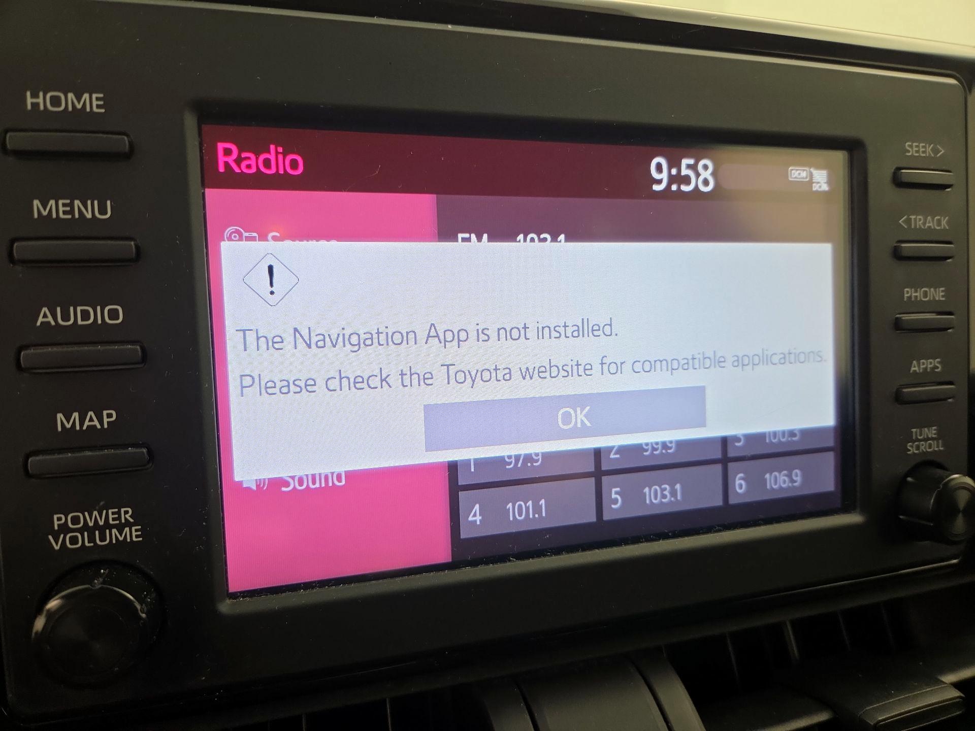 Thumbnail: 2019 Toyota RAV4 - 14