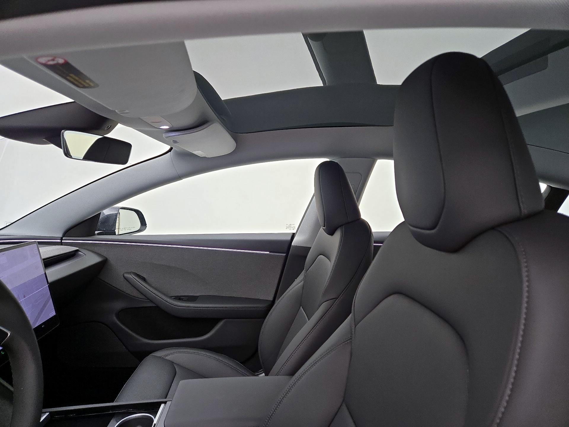 Thumbnail: 2026 Tesla Model 3 - 18