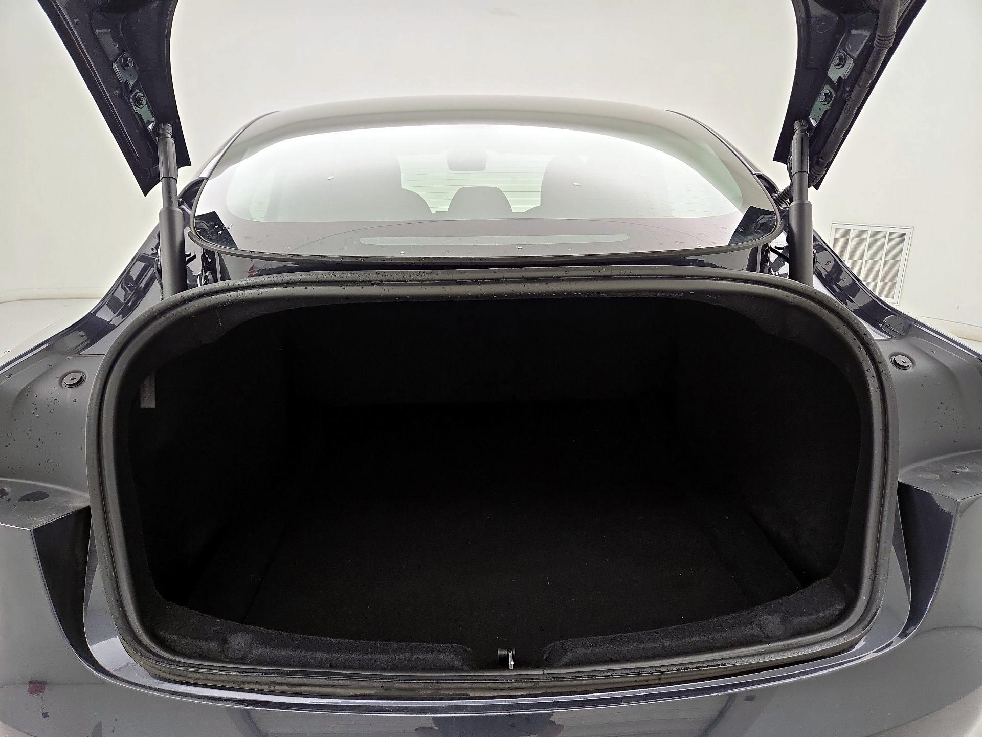 Thumbnail: 2026 Tesla Model 3 - 20