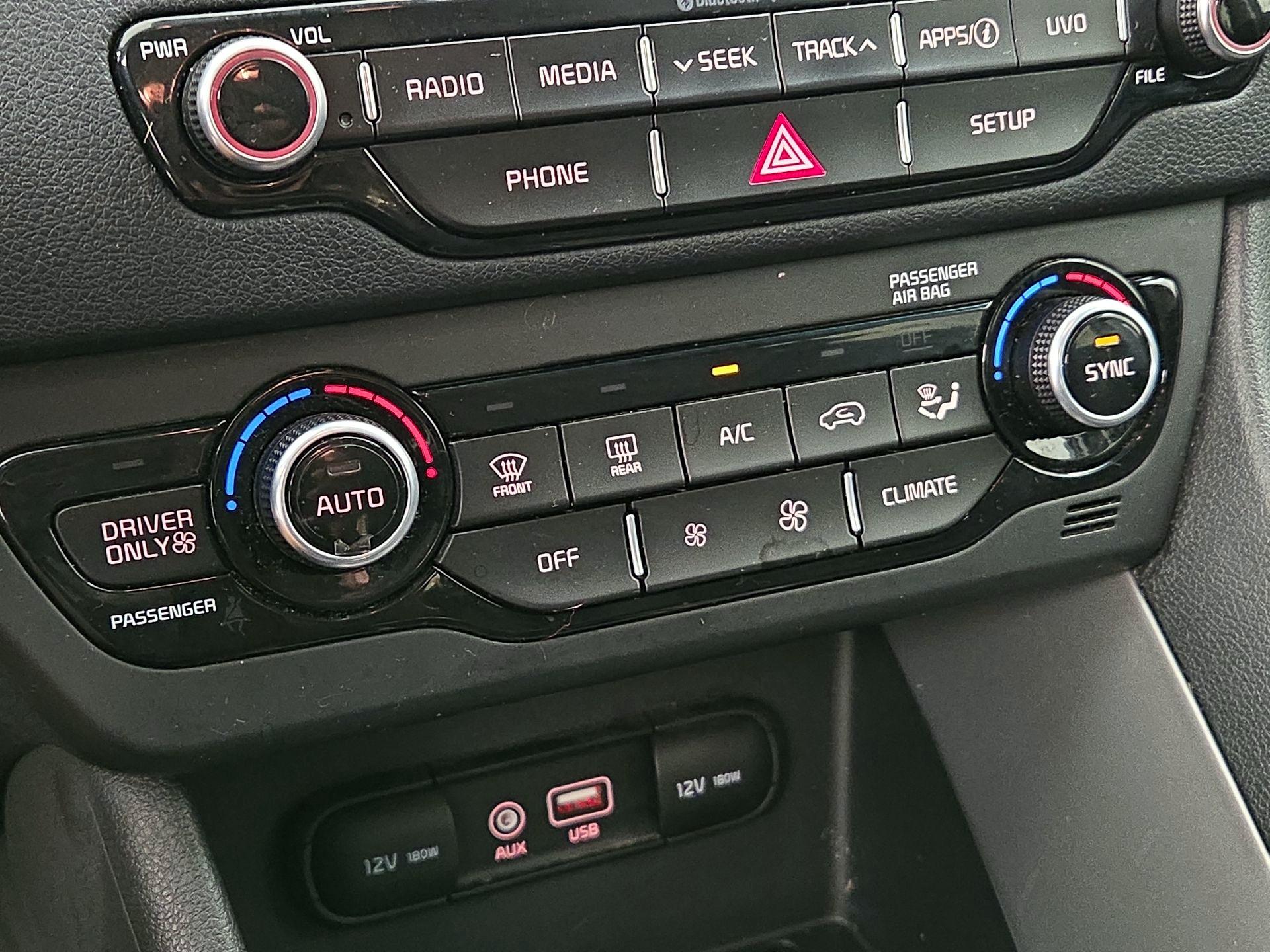 Thumbnail: 2019 Kia Niro - 16