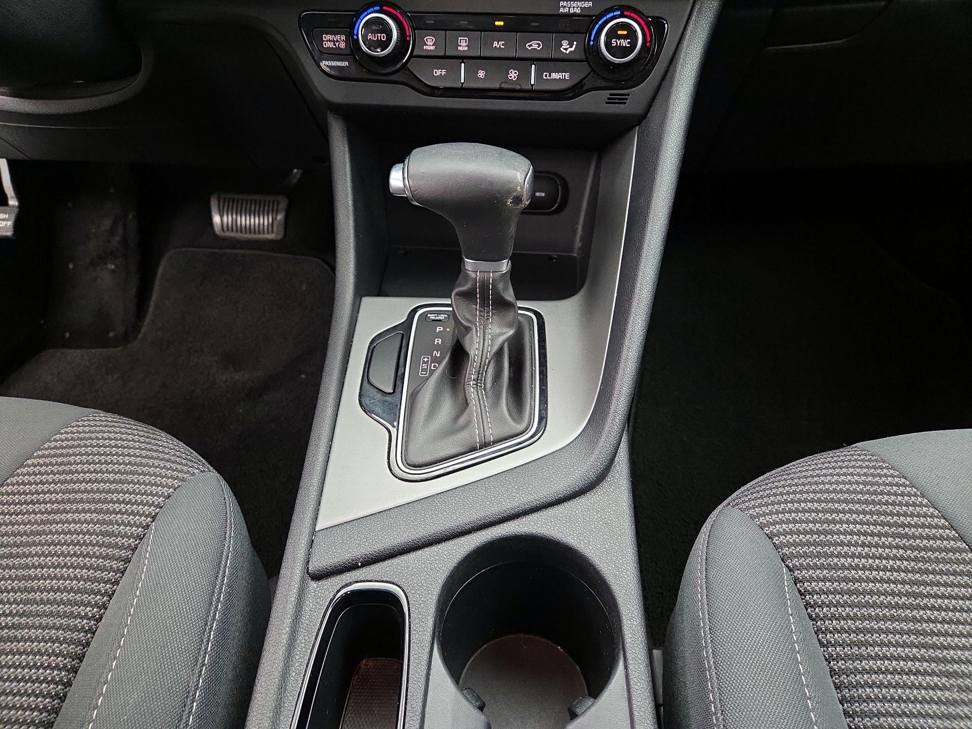 Thumbnail: 2019 Kia Niro - 17