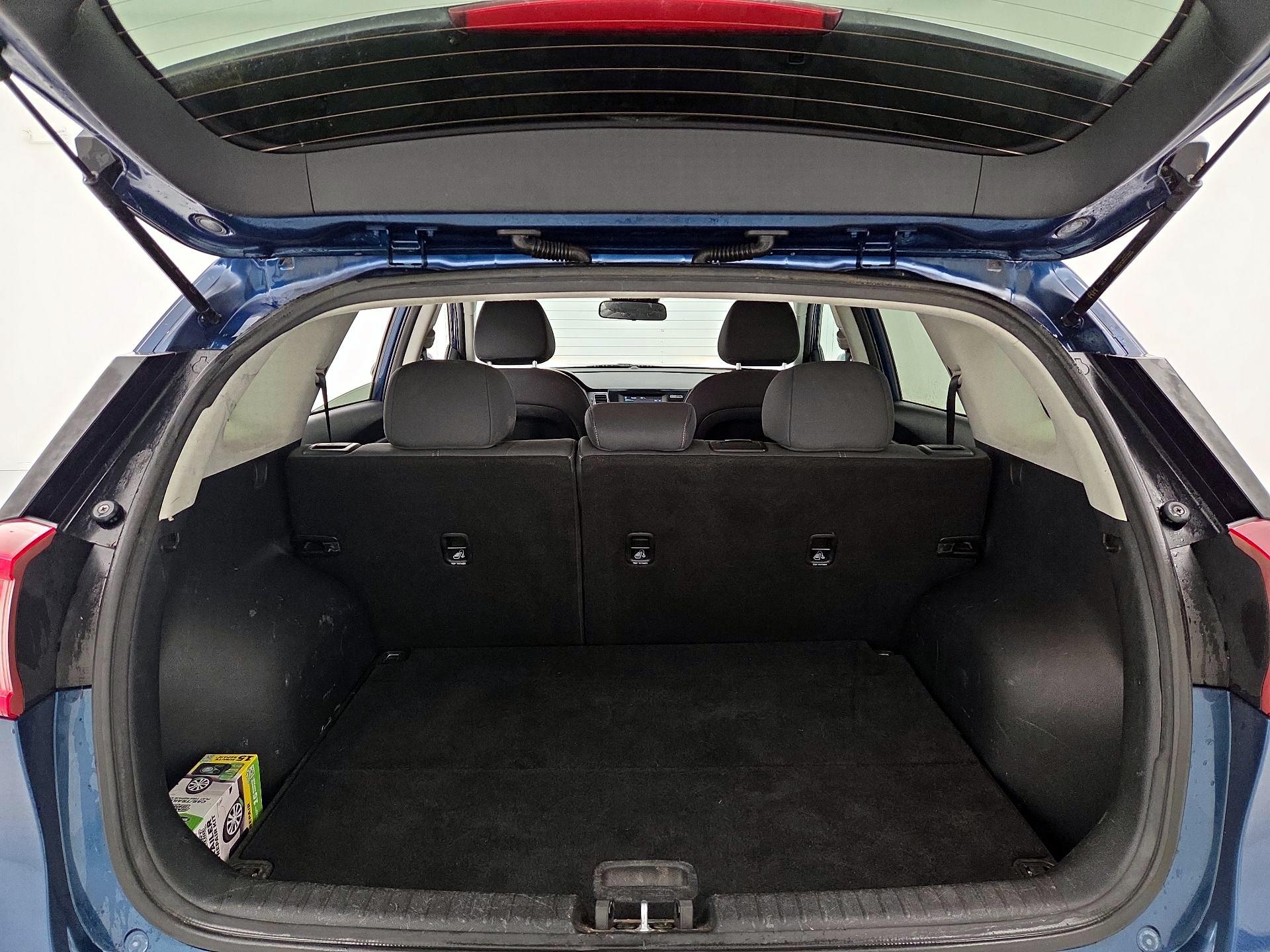 Thumbnail: 2019 Kia Niro - 20