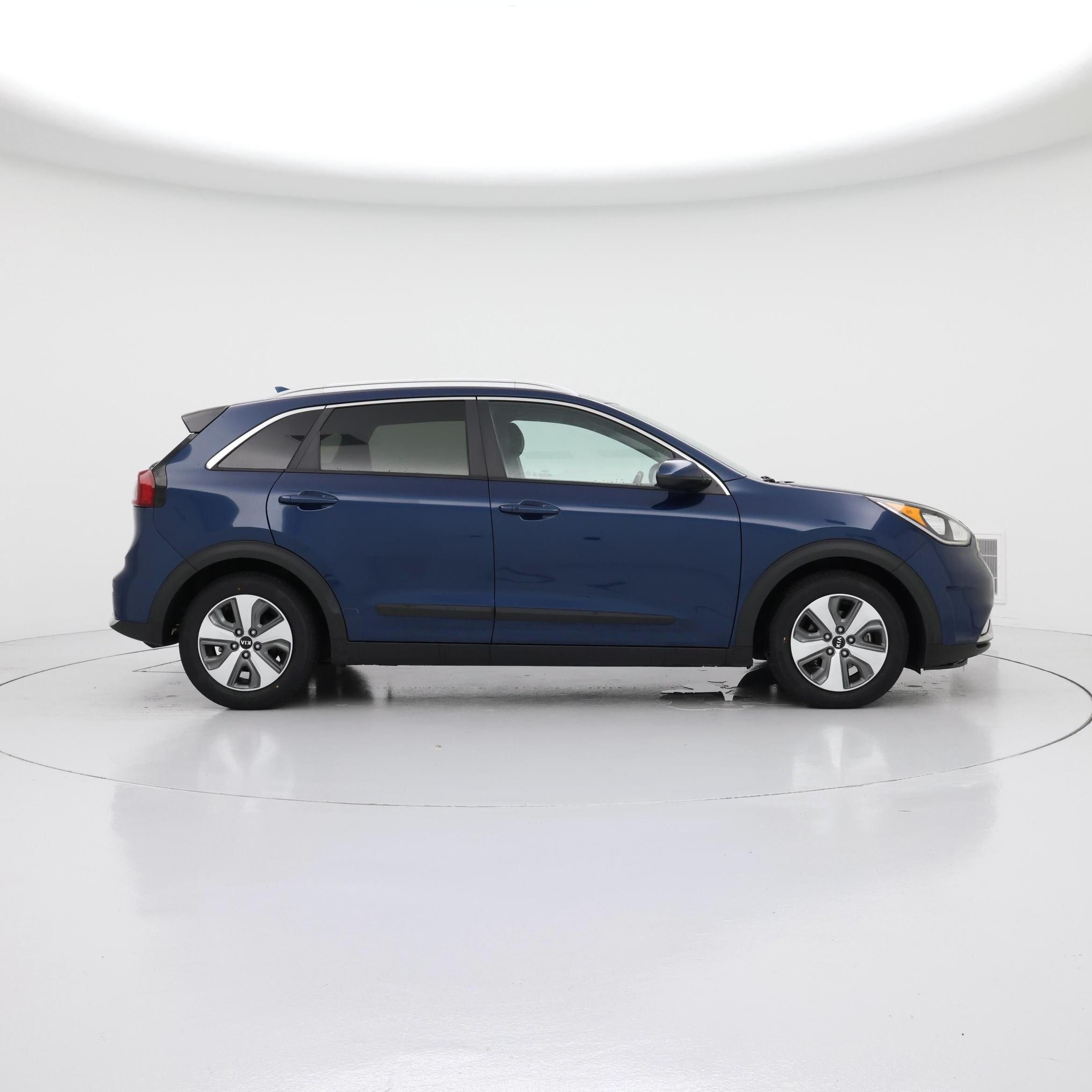 Thumbnail: 2019 Kia Niro - 7