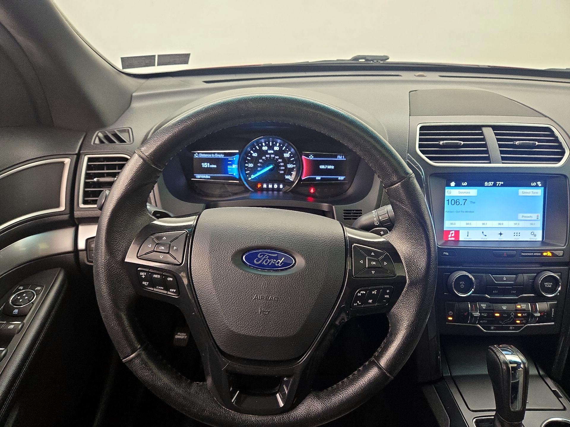 Thumbnail: 2017 Ford Explorer - 10