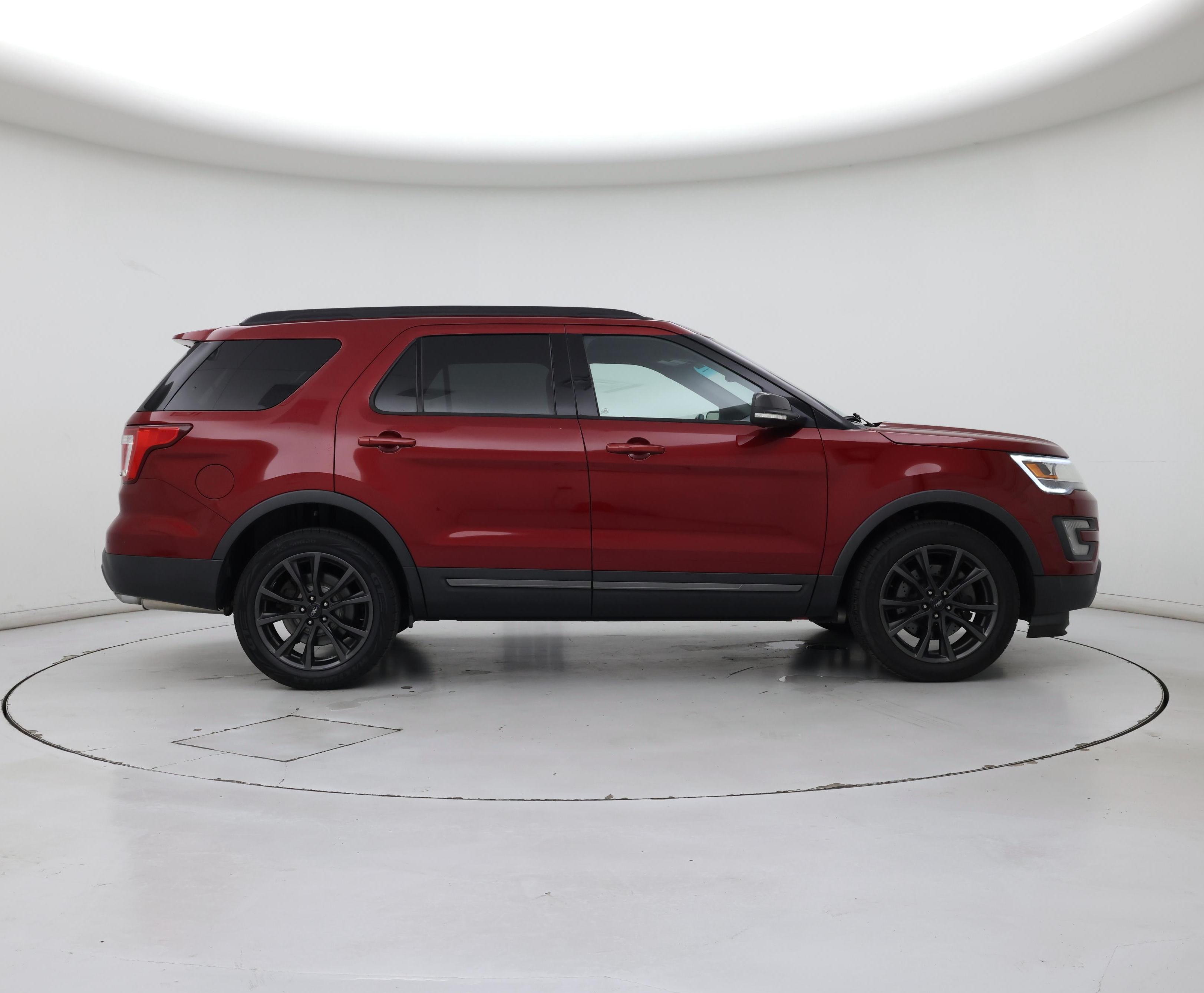 Thumbnail: 2017 Ford Explorer - 7