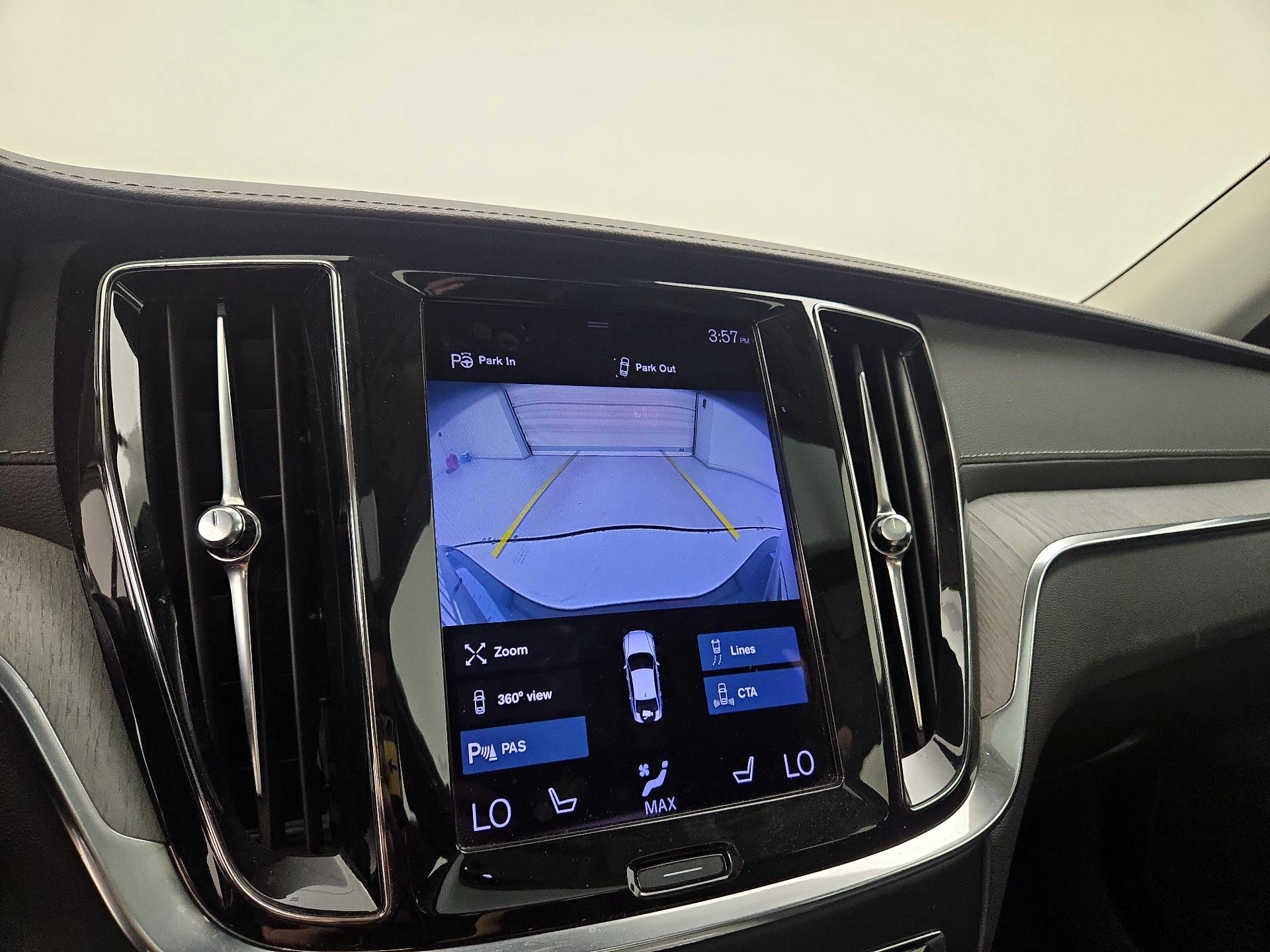 Thumbnail: 2021 Volvo S60 - 15