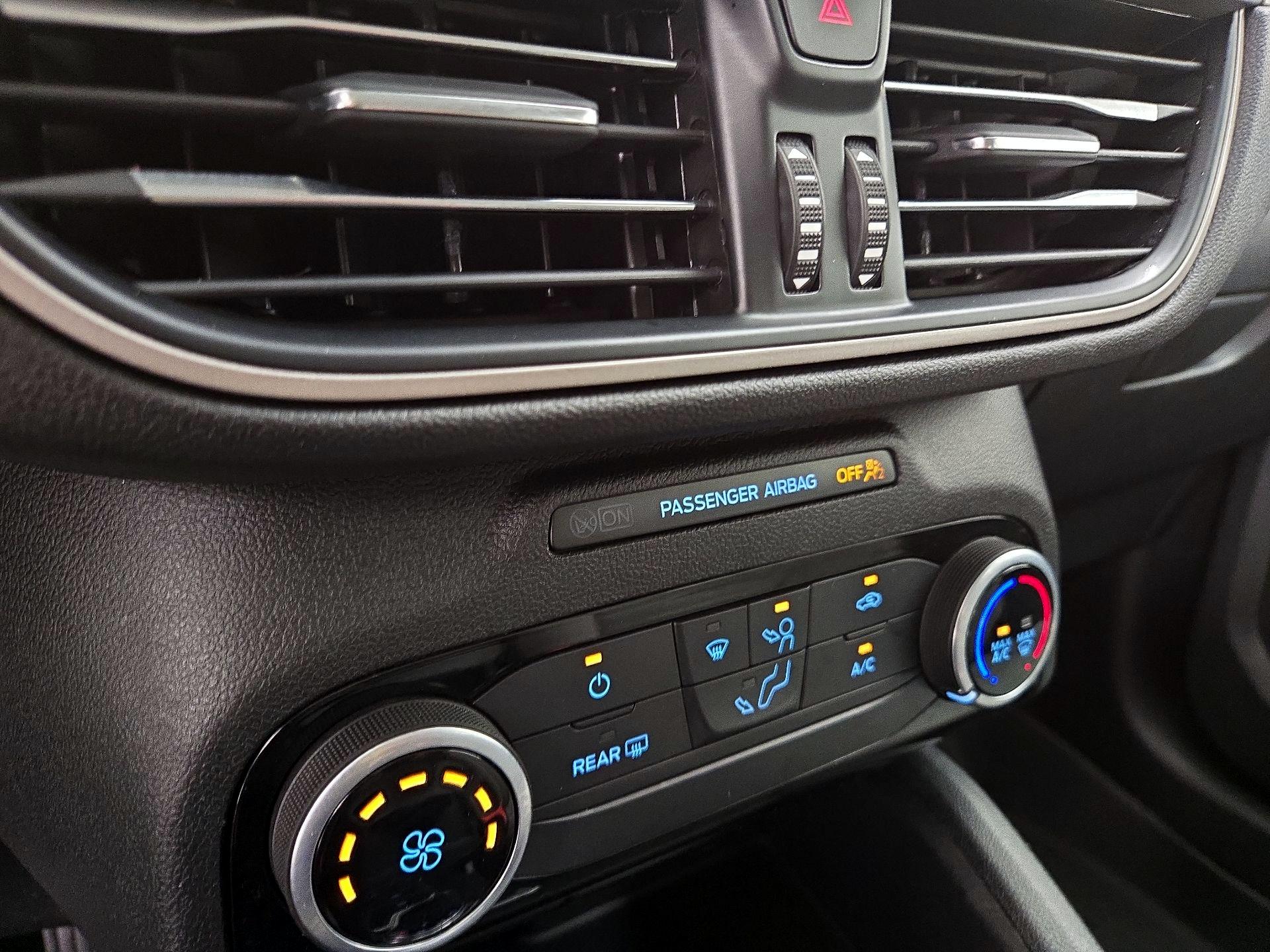 Thumbnail: 2021 Ford Escape - 16