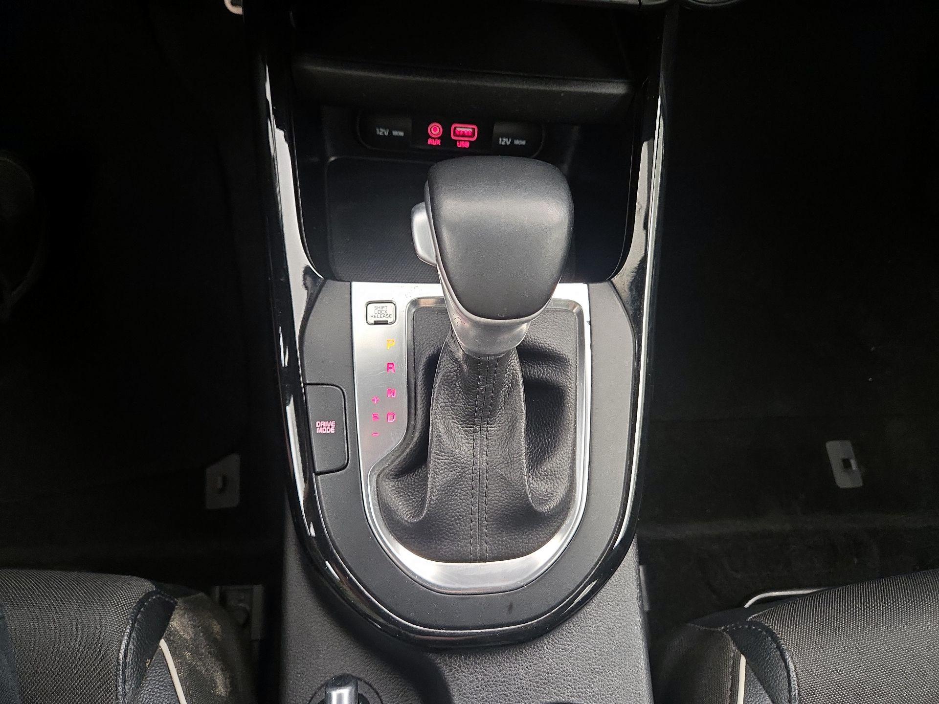 Thumbnail: 2021 Kia Forte - 17