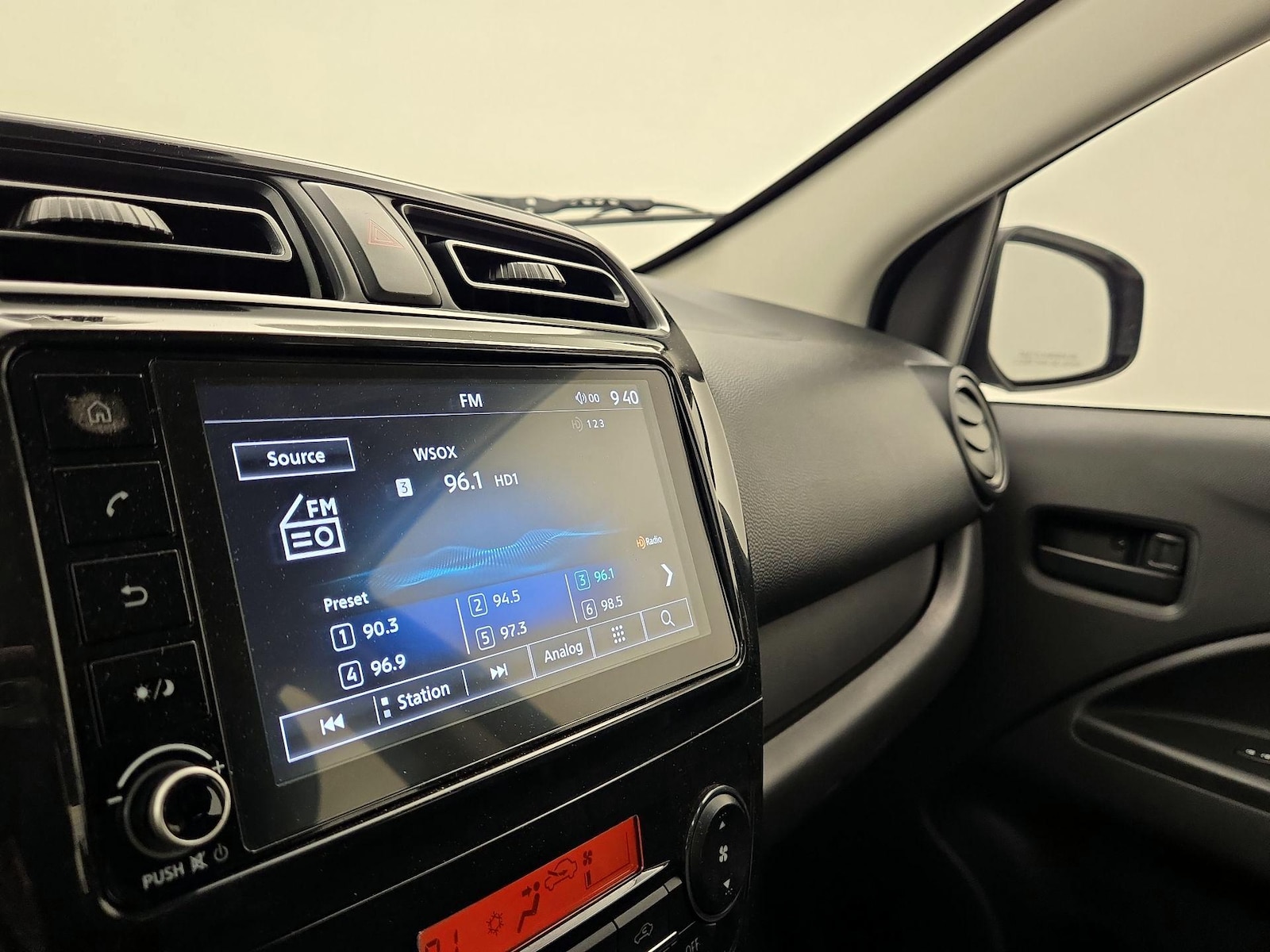 2022 Mitsubishi Mirage G4 ES - Photo 16
