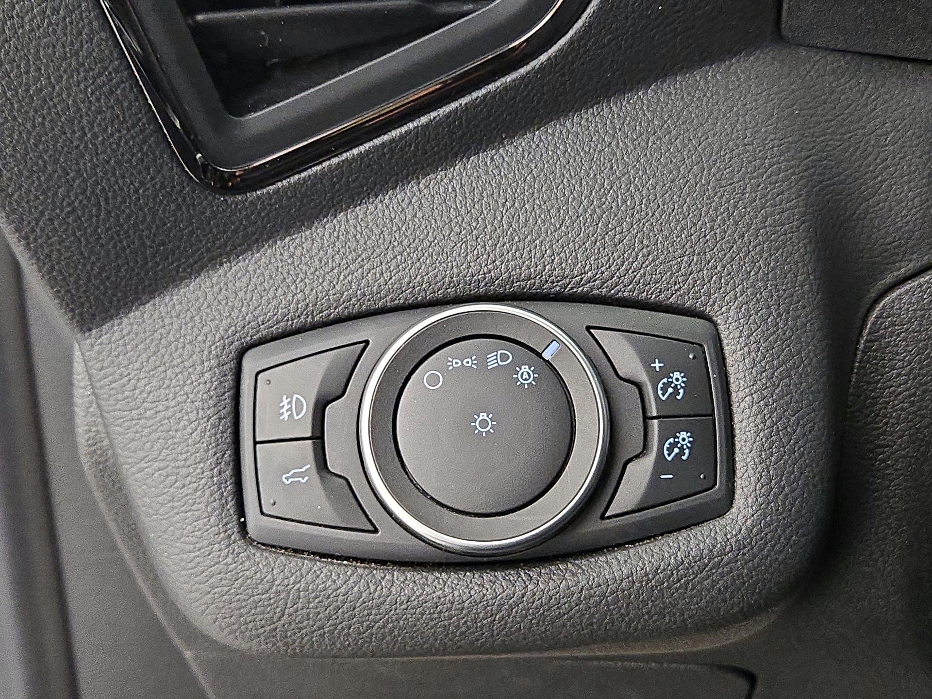 Thumbnail: 2017 Ford Escape - 13