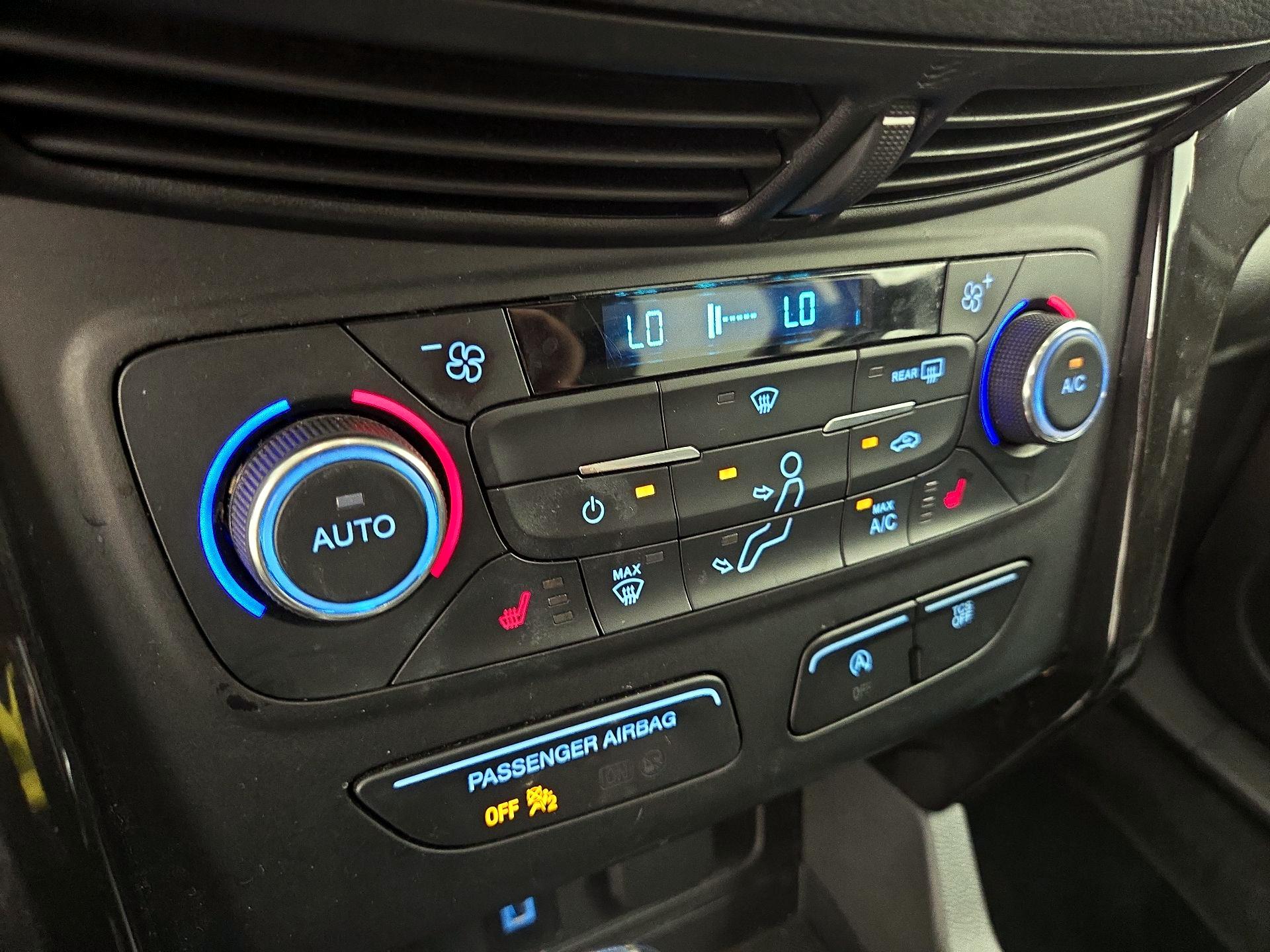 Thumbnail: 2017 Ford Escape - 16