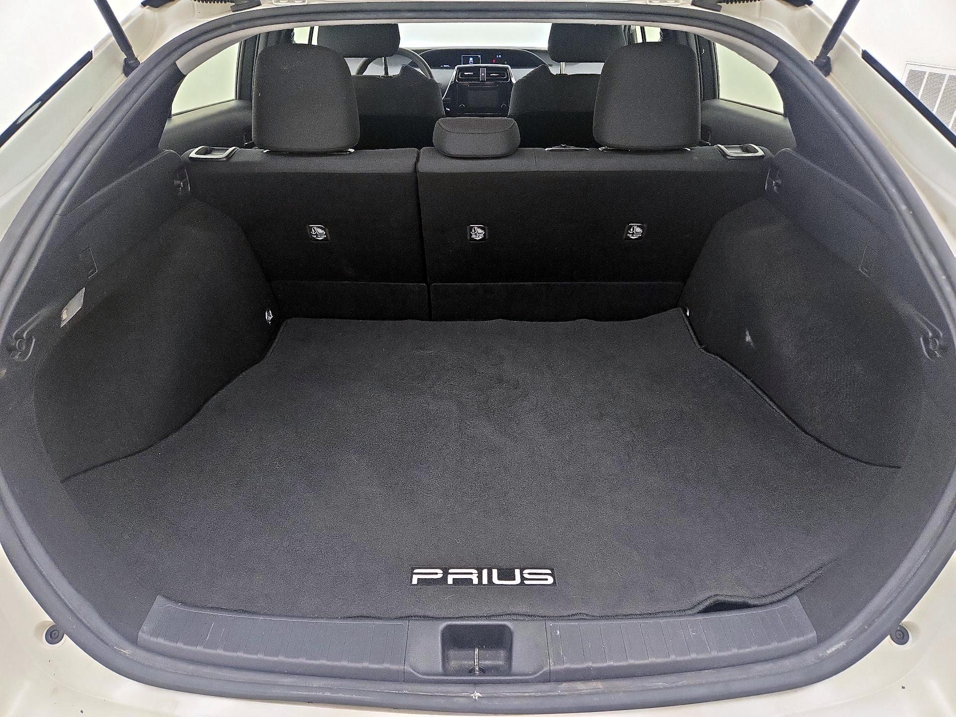Thumbnail: 2016 Toyota Prius - 20