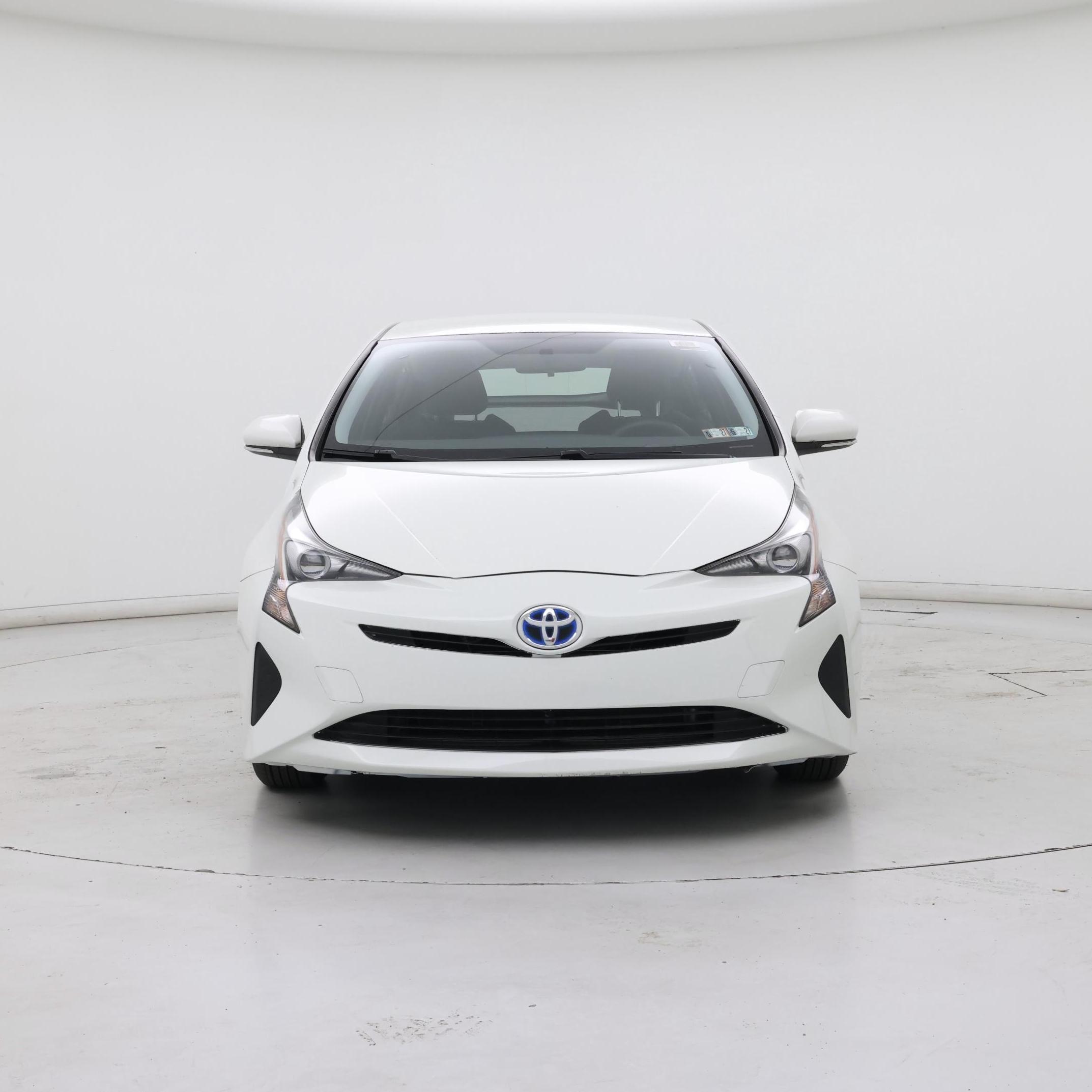 Thumbnail: 2016 Toyota Prius - 5