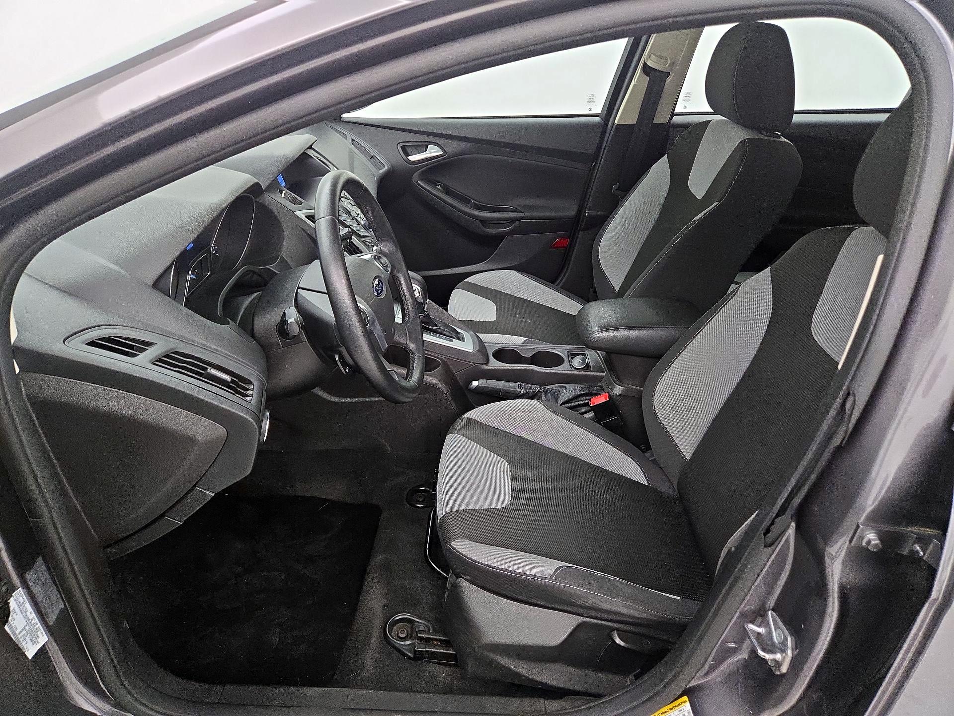 Thumbnail: 2014 Ford Focus - 11