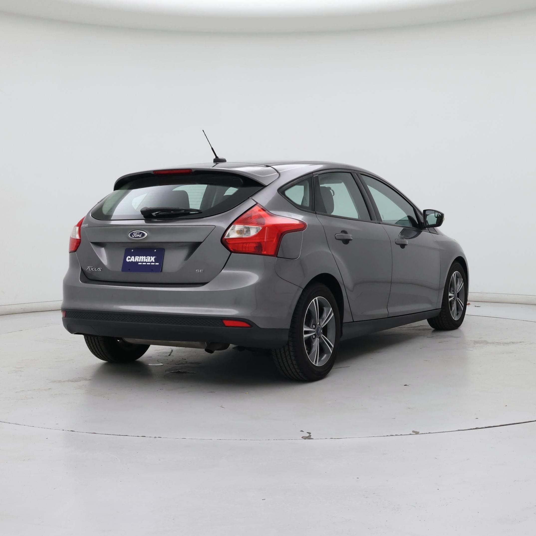 Thumbnail: 2014 Ford Focus - 8