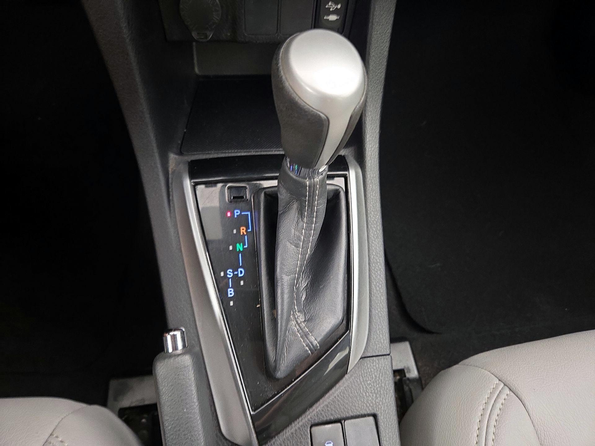 Thumbnail: 2019 Toyota Corolla - 17